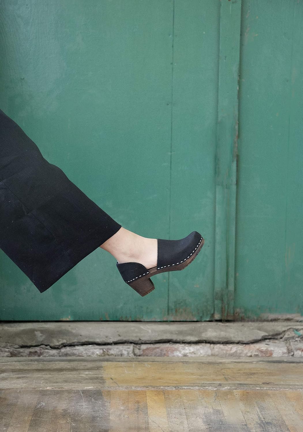 Sandgrens Handmade Swedish High Heel Wood Closed-Back Clogs for Women | Brett - Image 3