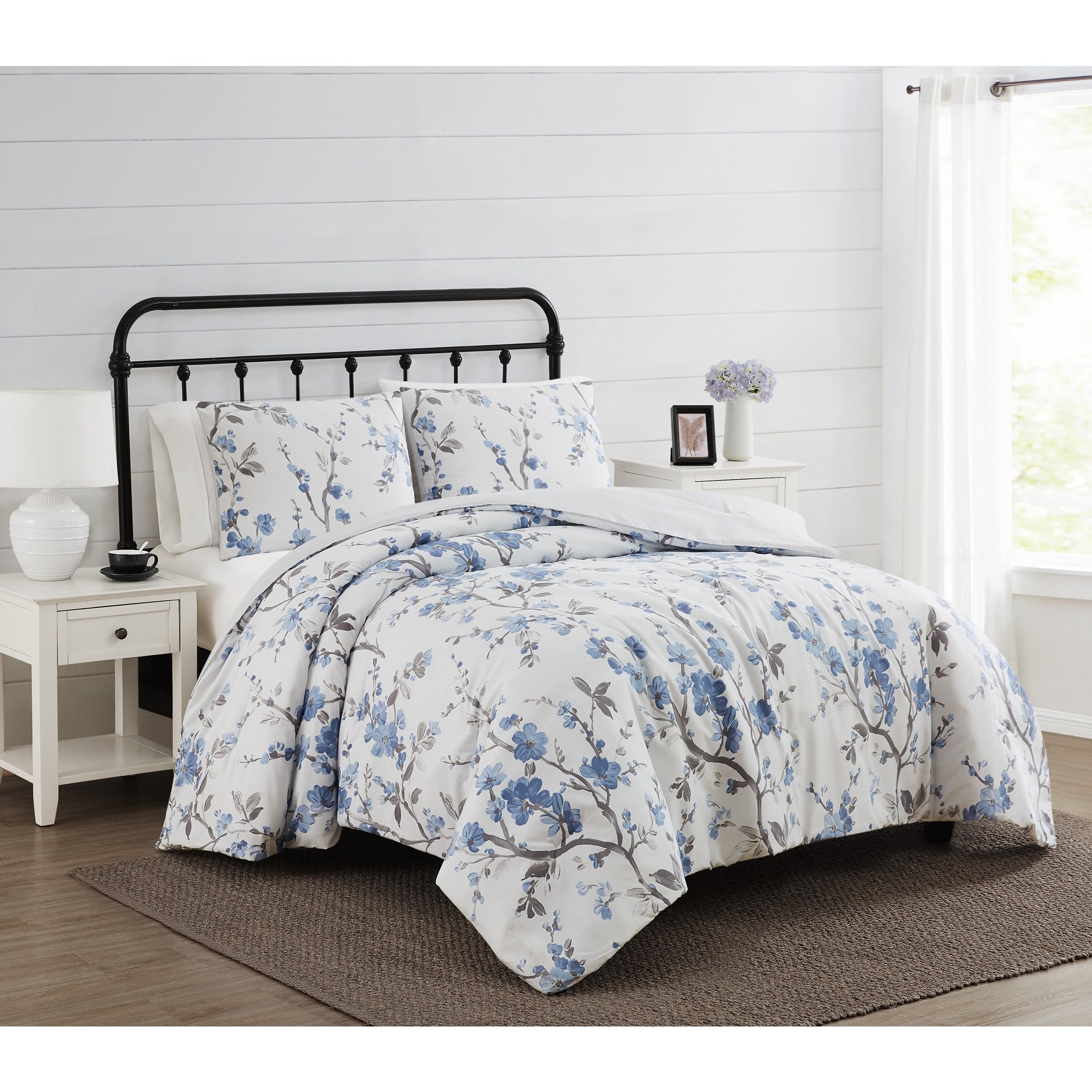 CANNON Kasumi Floral White and Blue Polyester 2-Piece Twin XL Comforter Set, Floral Themed, for Men and Women, Oeko-TEX Certified Confidence