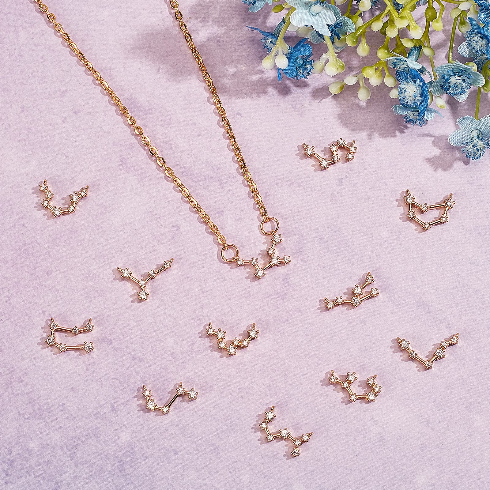 DICOSMETIC Lot De 16 Pendentifs Dorés En Forme De Chrysanthème Papillon Strass Fleurs En Laiton Pour La Fabrication De Bijoux