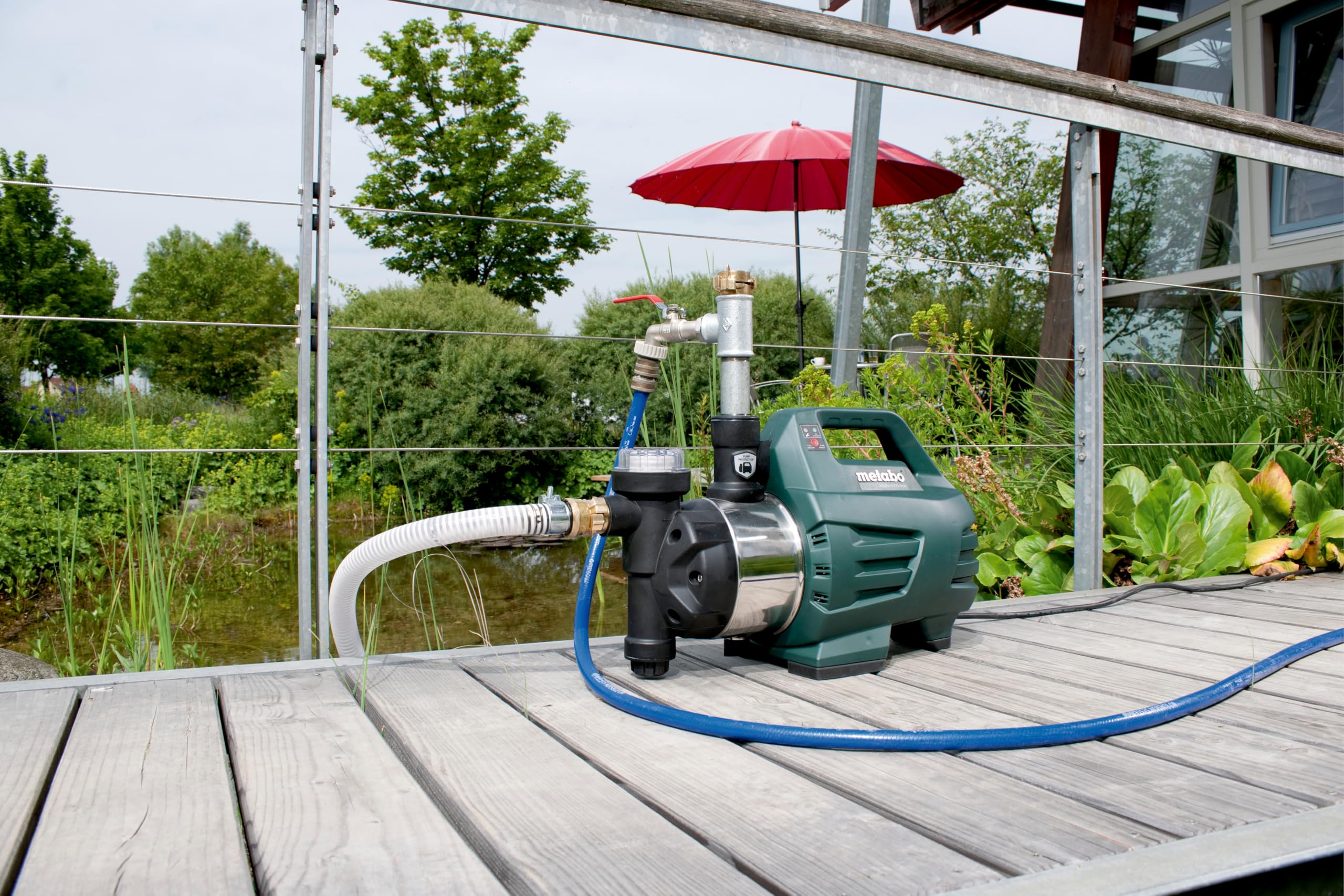 metabo Hauswasserautomat HWAI 4500 Inox, Elektrische Wasserpumpe, 1300 Watt | HWA Hauswasserversorgungspumpe für Garten und Haus, 4,8 bar, 4500 l/h, Inox-Gehäuse, Inkl. Filterschlüssel und Dichtband