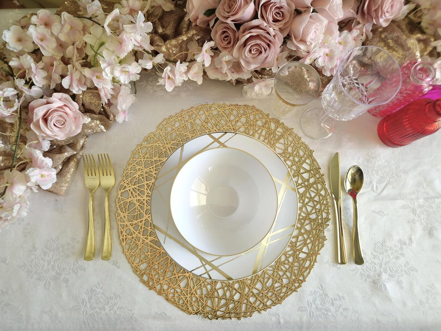 " OCCASIONS " 120 Plates Pack, Disposable Wedding Party Plastic Plates (7.5'' Appetizer/Dessert Plate, Monet, White & Gold)