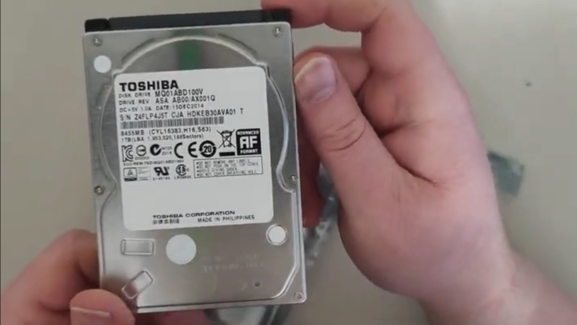 Watch Toshiba MQ01ABD100 - hard drive - 1 TB - SATA-300 on Amazon Live