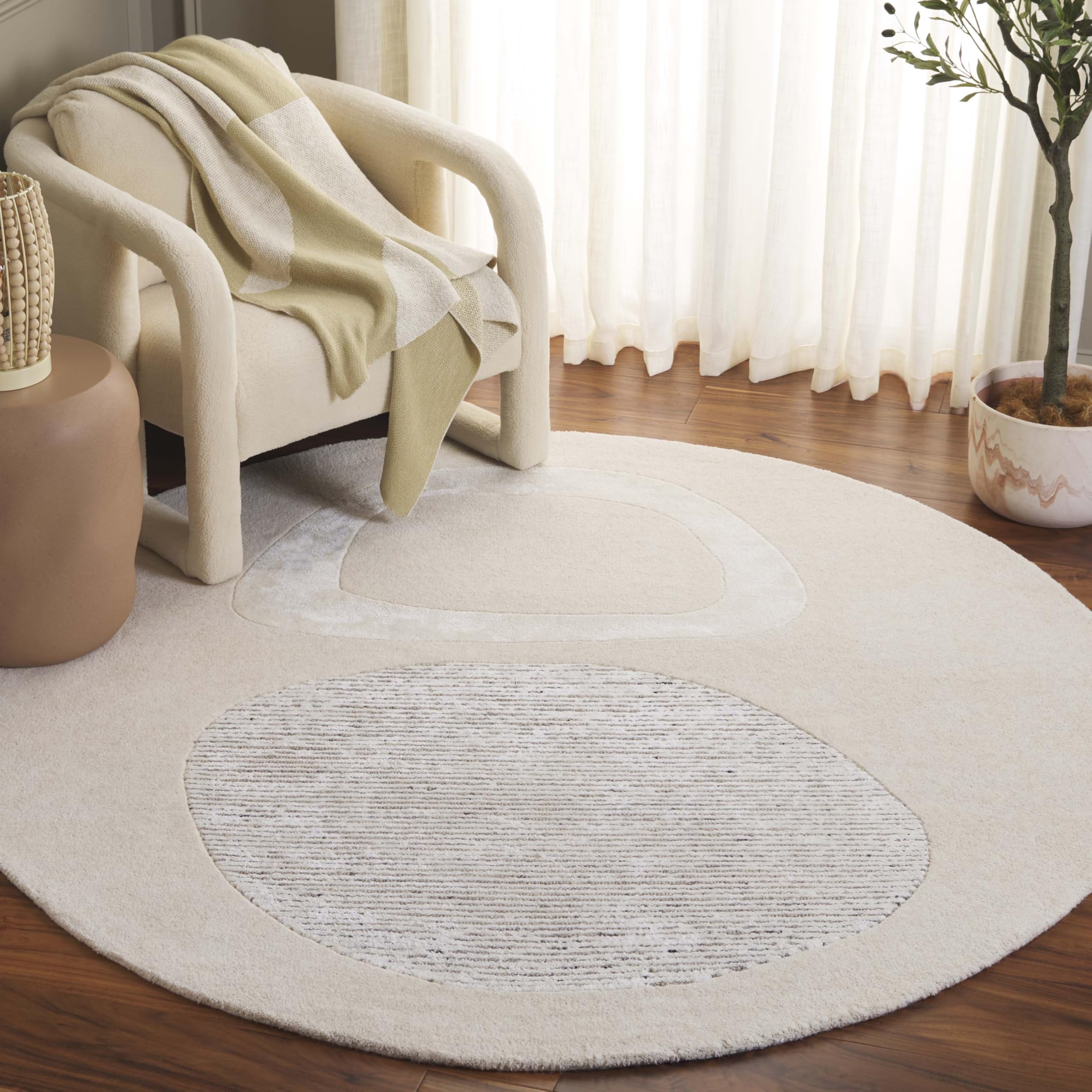 SAFAVIEH Fifth Avenue Collection Area Rug - 6' Round, Ivory & Grey, Handmade Wool & Viscose, Modern Contemporary Design, Ideal for The Living Room, Dining, Bedroom (FTV451A)
