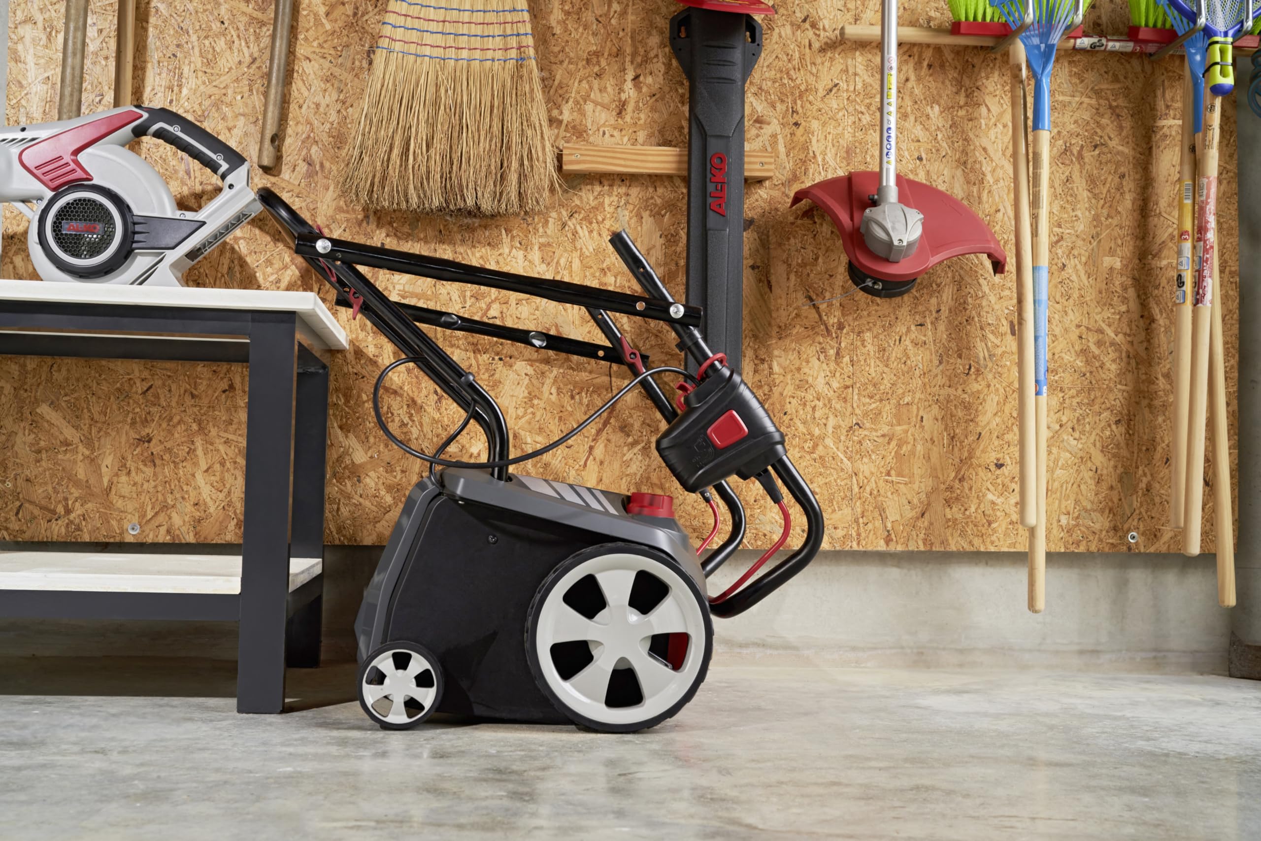 AL-KO Escarificador eléctrico 38.4 E Combi Care, Potencia del Motor de 1400 W, Ancho de Trabajo de 38 cm, Incluye Saco de 55 L, para césped de hasta 800 m²