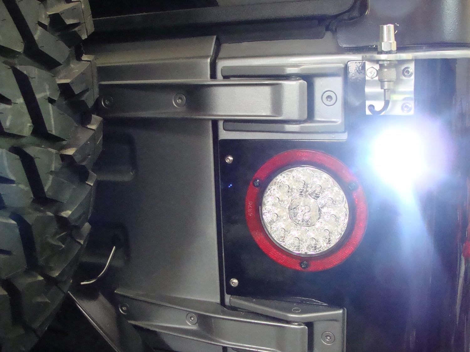 Fits JEEP® Wrangler 4" RED Red LED's Tail Light Kit with 7/8" LED Backup, 3/4" Side markers Front LED 7/8" Amber Turns Indicators Stainless Plate Lights Great For Tube Fender Conversion