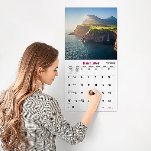 Miniatura 4 de Red Ember Signature Series - Calendario de pared mensual colgante 2024 de Wonders of the Big Blue Planet 2024  Abierto de 12 x 24 pulgadas  Papel