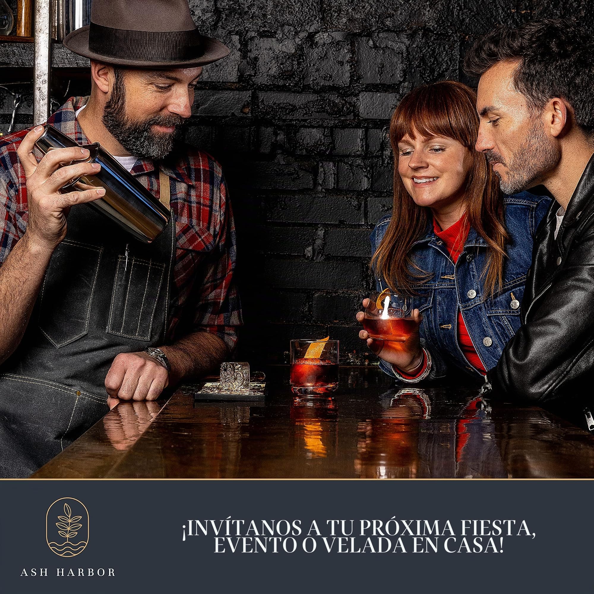 Ash Harbor - Bandeja transparente de diseño para hacer cubitos de hielo, moldes de hielo modernos para bourbon y cócteles en 5 segundos, sello de cubo de molde de whisky, accesorios de camarero