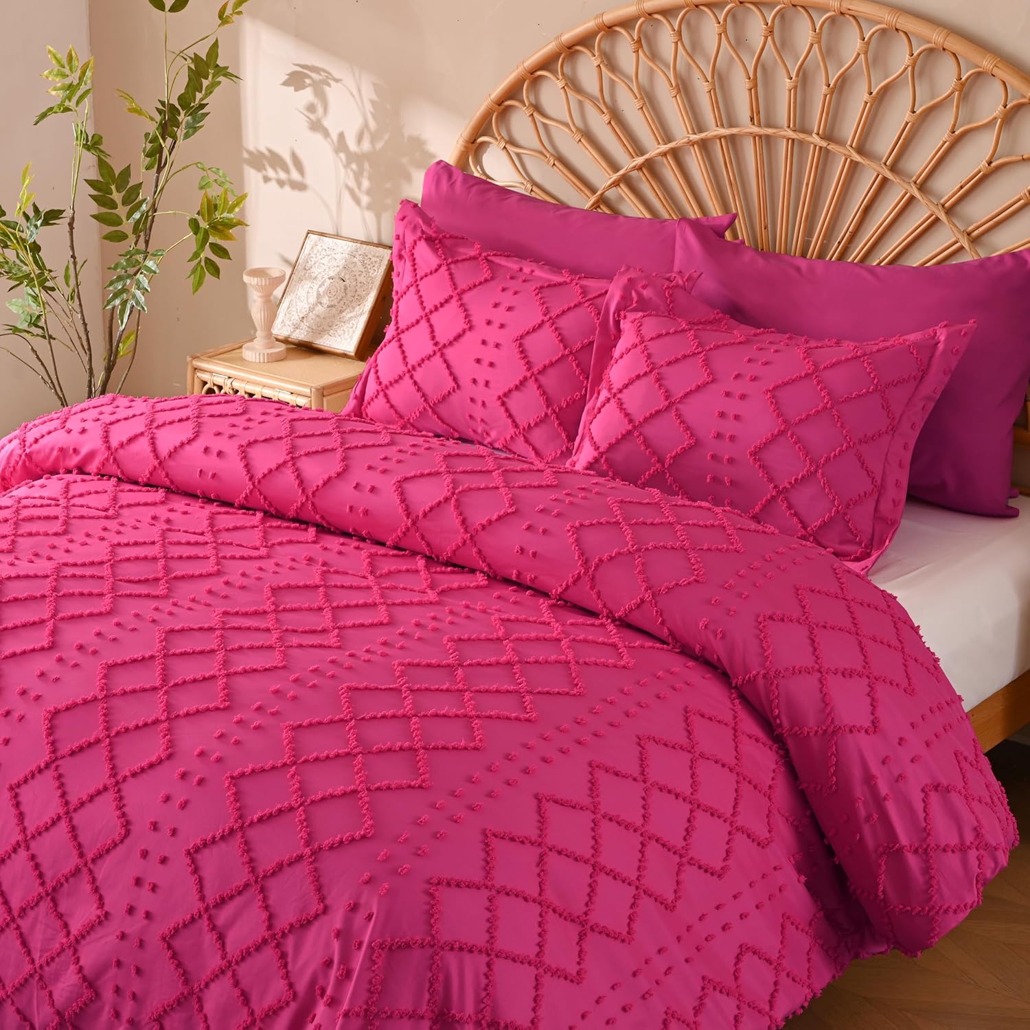 Manyshofu 5Pcs Boho Queen Duvet Cover Set - Tufted Hot Pink Duvet Cover Pattern, Shabby Chic Boho Bedding Set Textured Comforter Covers with Embroidery Pillow Shams