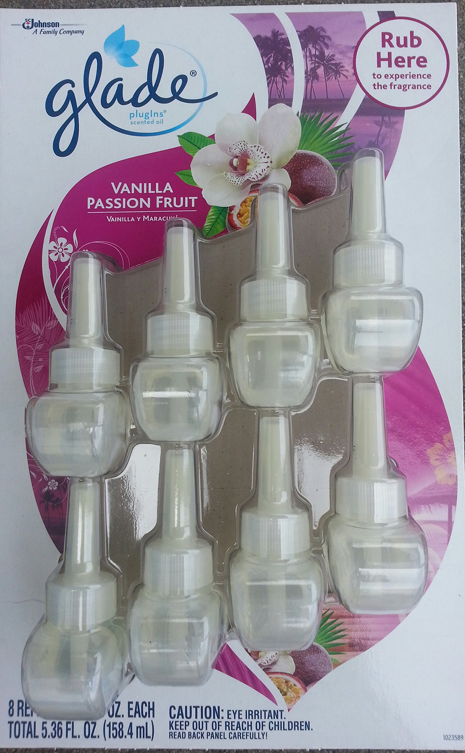 Glade Plugins Scented Oil Air Freshener Refills, Vanilla Passion Fruit, Pack of 8 Count Refills