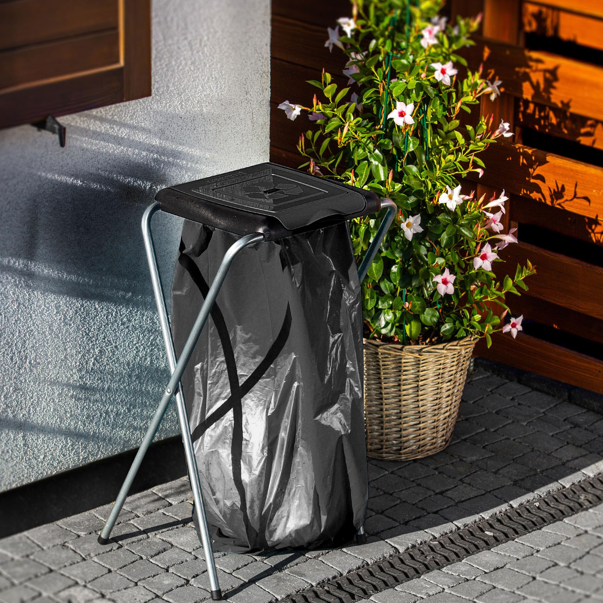 KADAX Porte-Sacs Poubelle pour Intérieur et Extérieur, Support Pratique et Efficace pour Les Sacs de Recyclage, Facilitant la Gestion des Déchets (Noir)