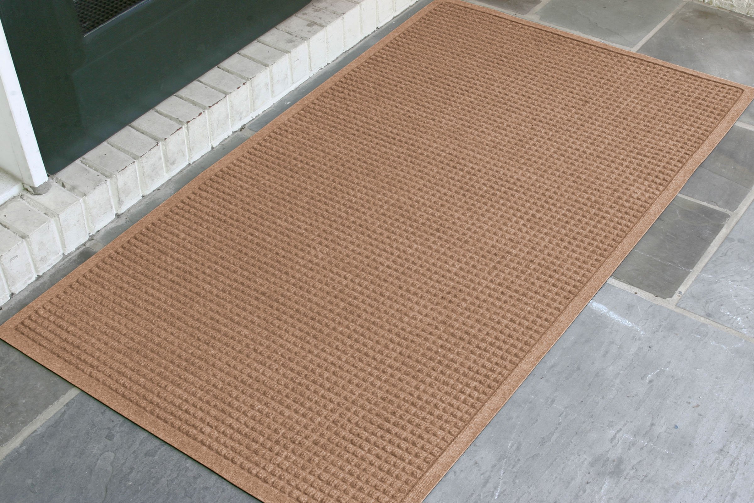 WaterHog Fashion Mat | Commercial-Grade Entrance Mat with Fabric Border – Indoor/Outdoor, Quick Drying, Stain Resistant Door Mat (Medium Brown, 3' x 5')