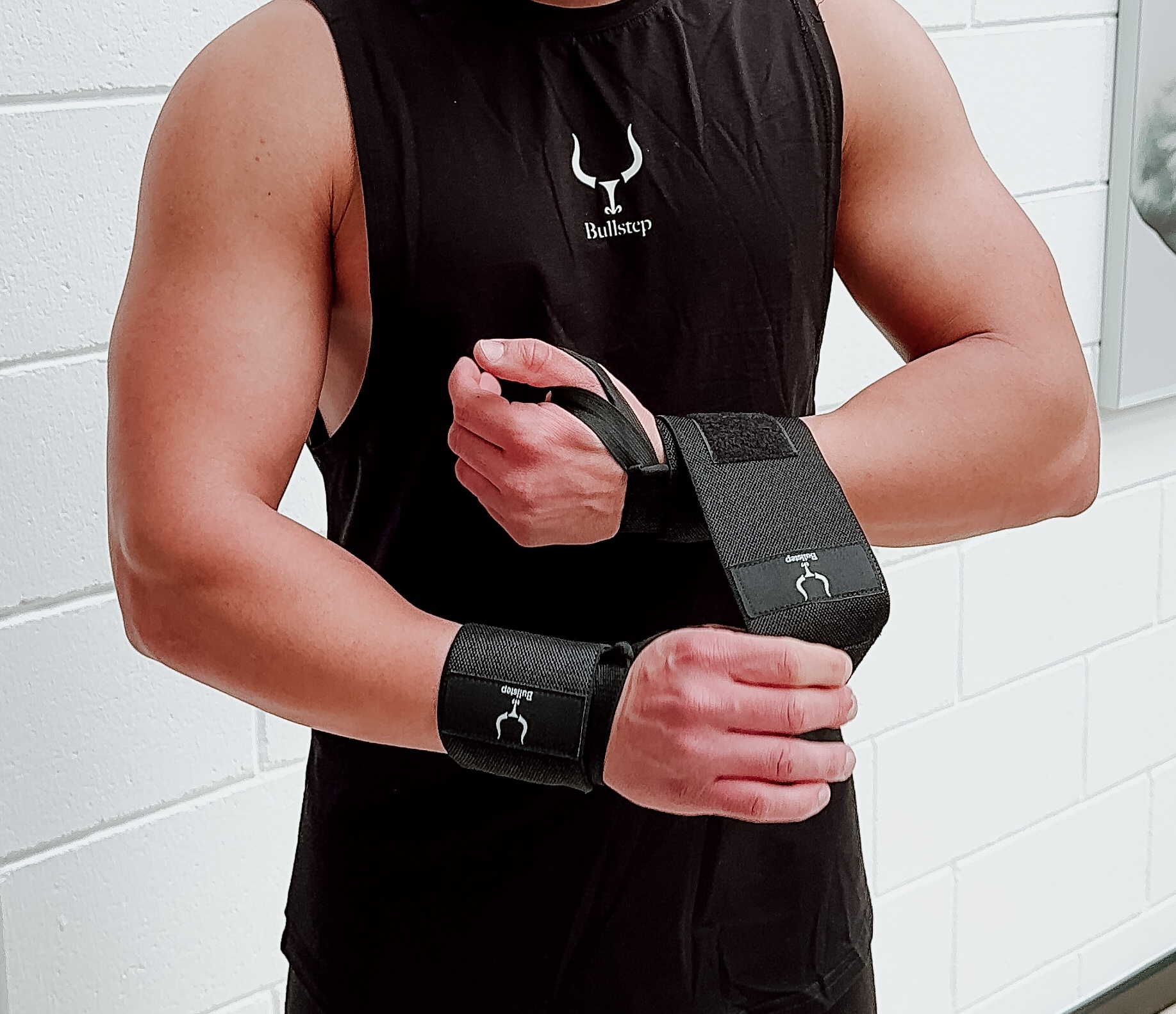 IZZY Polsiere Da Palestra Regolabili Unisex In Velcro - Supporto Per Sollevamento Pesi, Cross Training E Fitness (Nero) - 3
