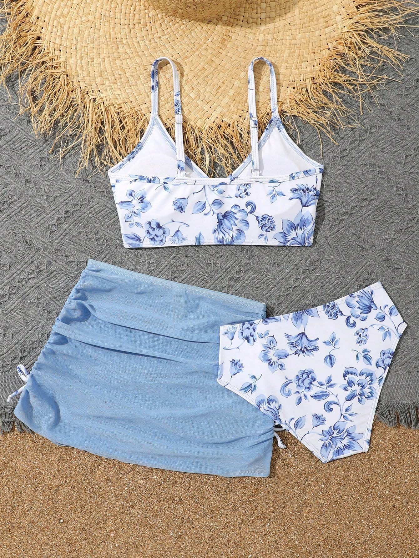 QJQ Traje de baño floral de 3 piezas para niña, bonito conjunto de bikini con cuello en V, traje de baño de cintura alta, falda de malla transparente