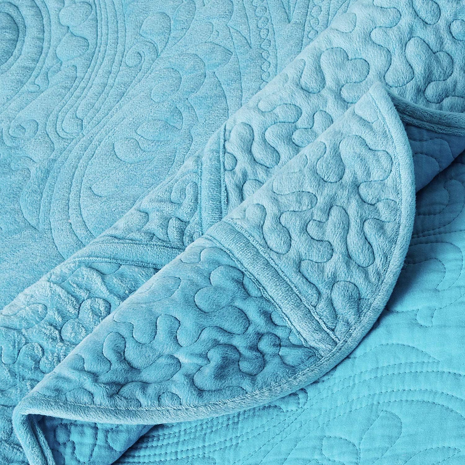 Tache 3 Piece Super Soft Floral Magic Carpet Bedspread Quilt Set in Solid Blue, Twin