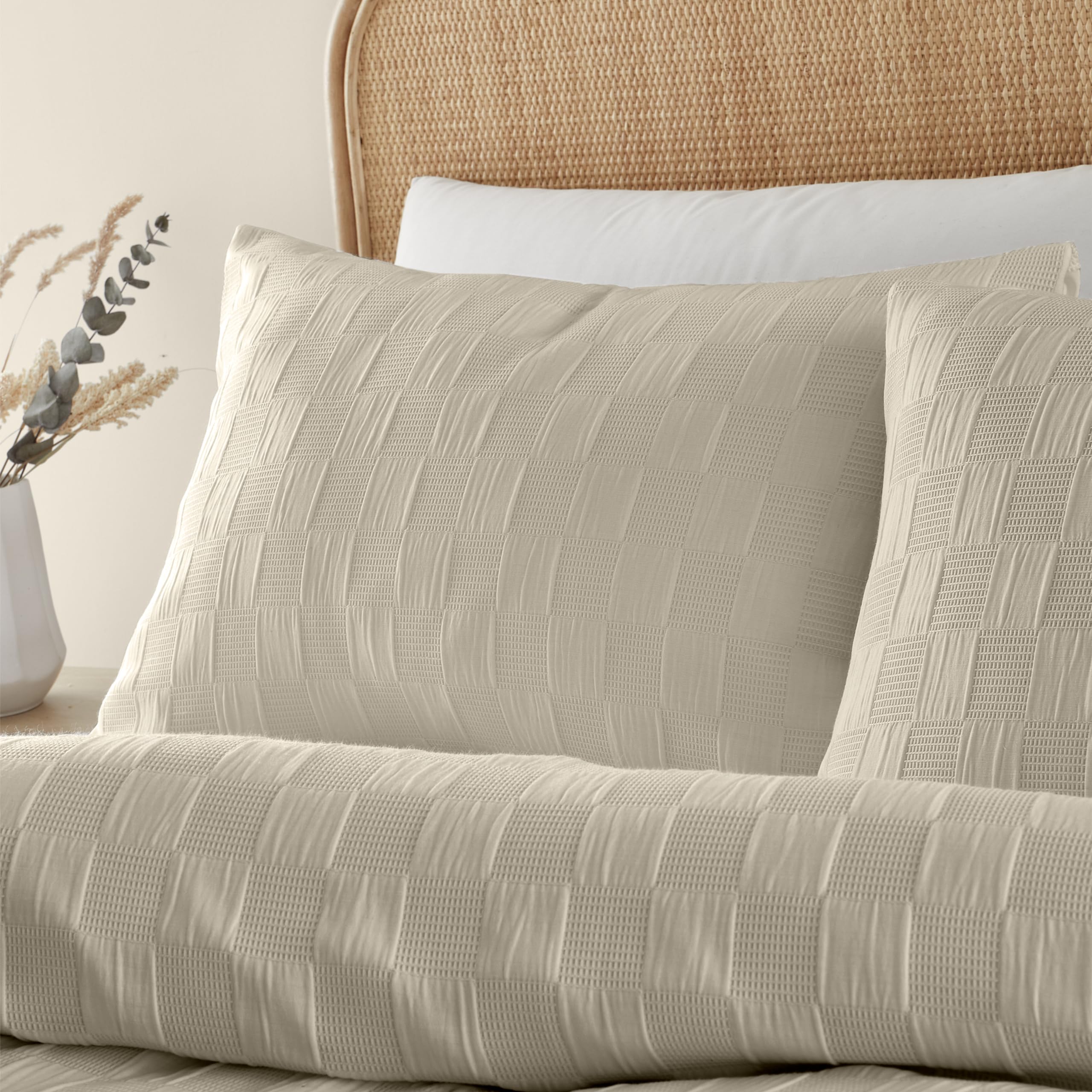 Catherine Lansfield Waffle Checkerboard Single Duvet Cover Set Natural - Image 2