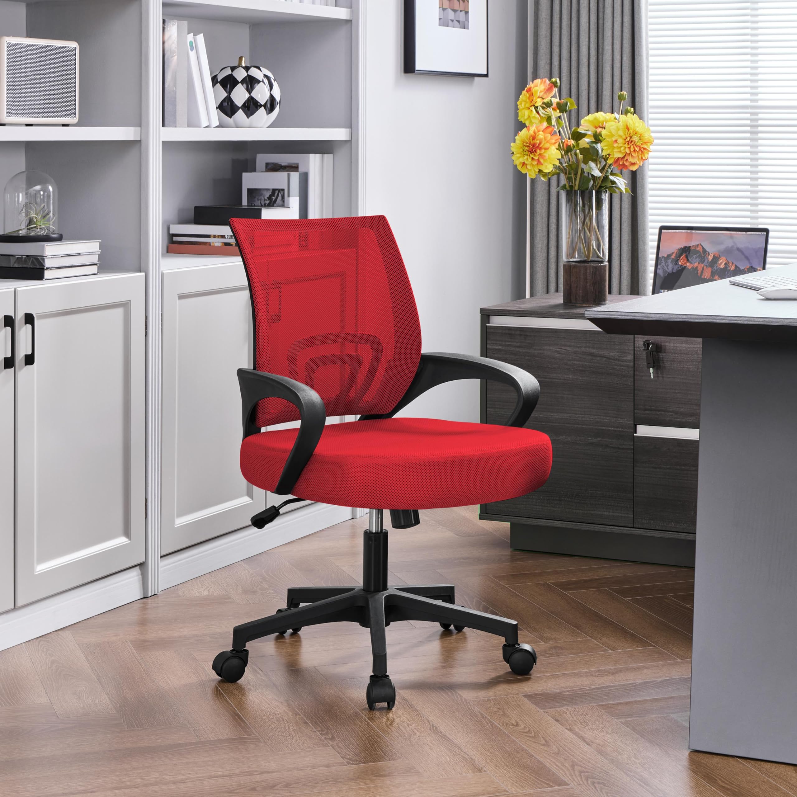 Yaheetech Ergonomiczne krzesło biurowe z siatką i podłokietnikami, obrotowe krzesło z siatki, fotel szefa, funkcja przechylania, regulacja wysokości, oszczędność pleców, obciążenie do 136 kg, czerwone