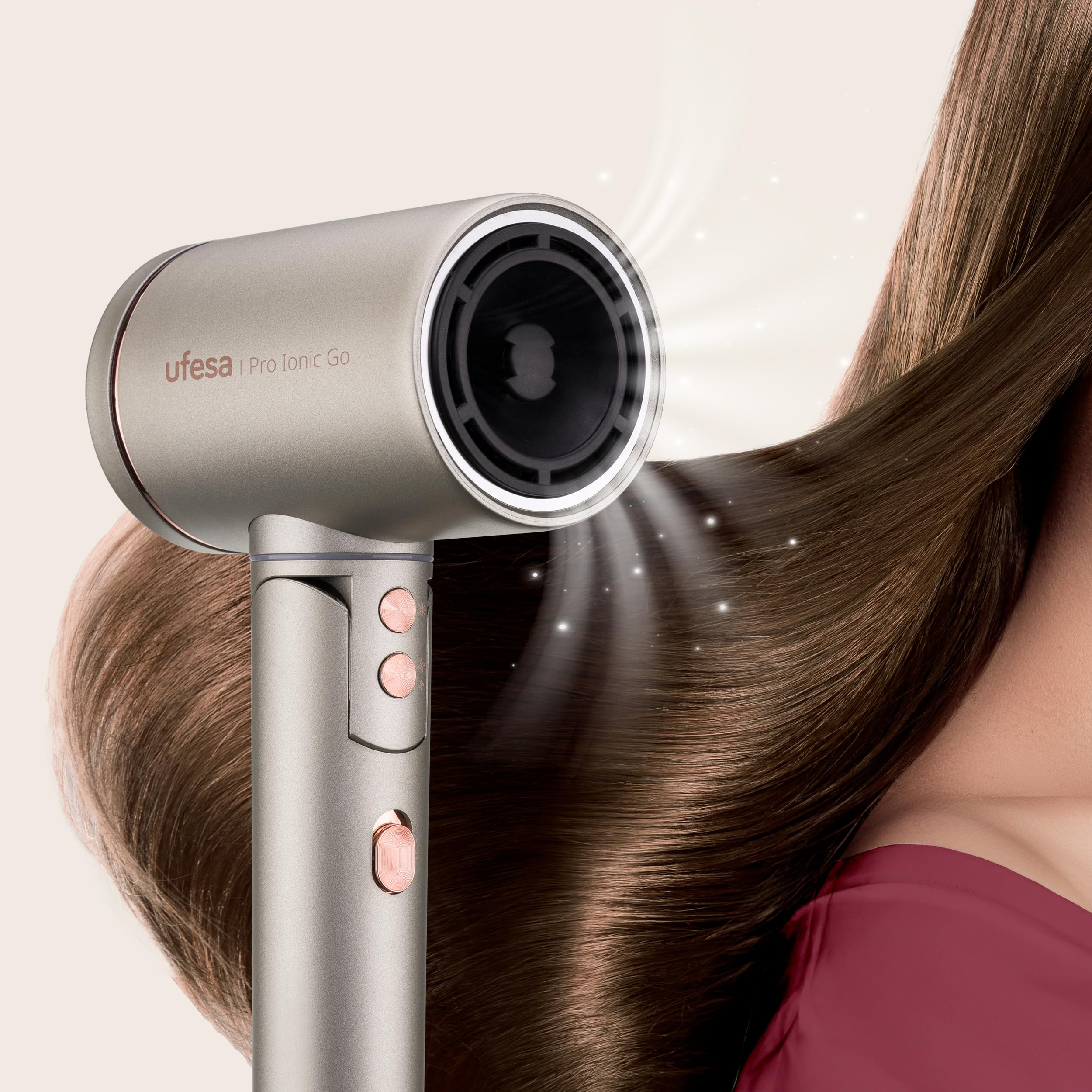 Ufesa Pro Ionic Go – Sèche-Cheveux Professionnel avec Moteur Numérique 105.000 tr/min, Technologie Dual Heat Protect, Ultra Silencieux, Générateur d’Ions et Buse Magnétique, 3 Vitesses, 3 Températures