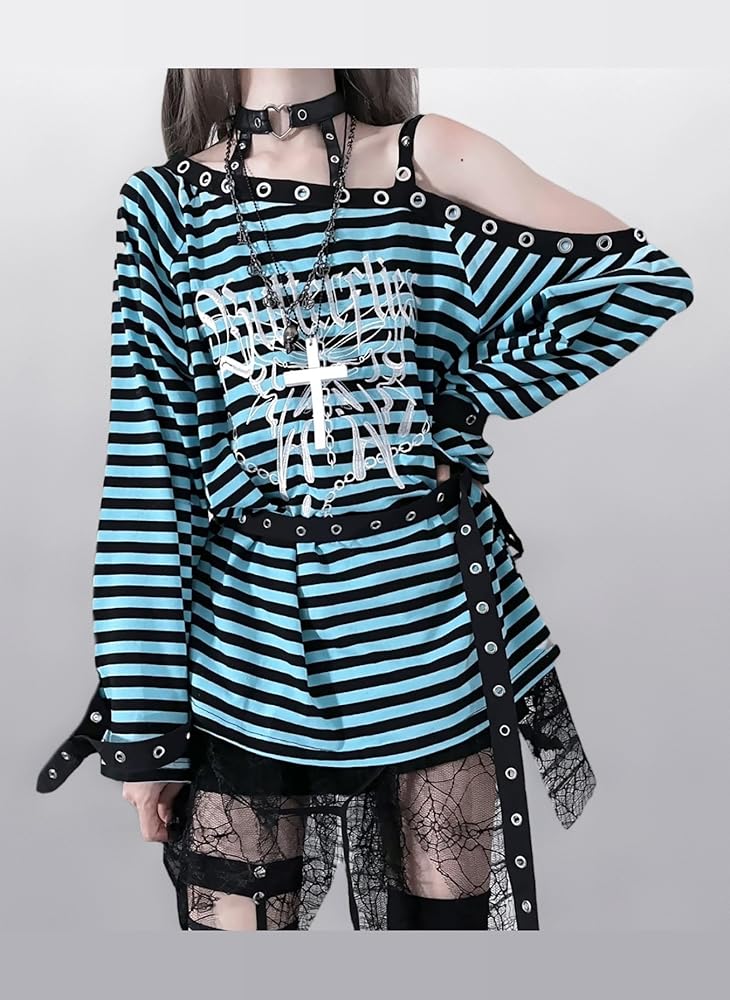 な*な様 【新品未使用】45R　紺系　長袖Tシャツ　腰元にかわいい熊刺繍　星2つ Amazon | [XHSUKADO] 猫柄 Tシャツ 刺繍 ロンT