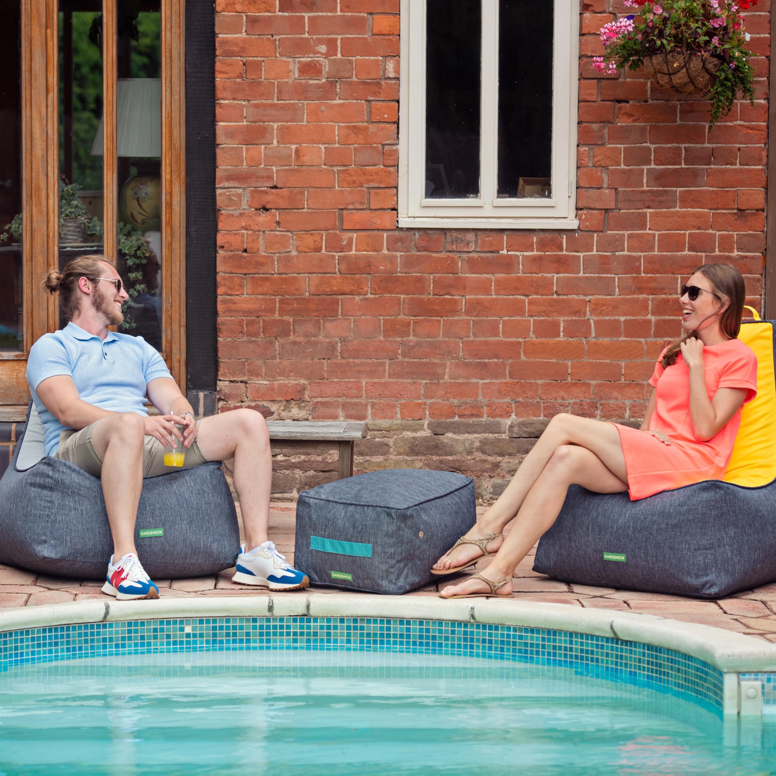 Gardenista Zitzakstoel voor buiten, grote zitzakbank voor vloerstoelen, waterbestendige gigantische zitzakken voor volwassenen, comfortabele en zachte zitzakken voor terras, zwembadfeest, tuin