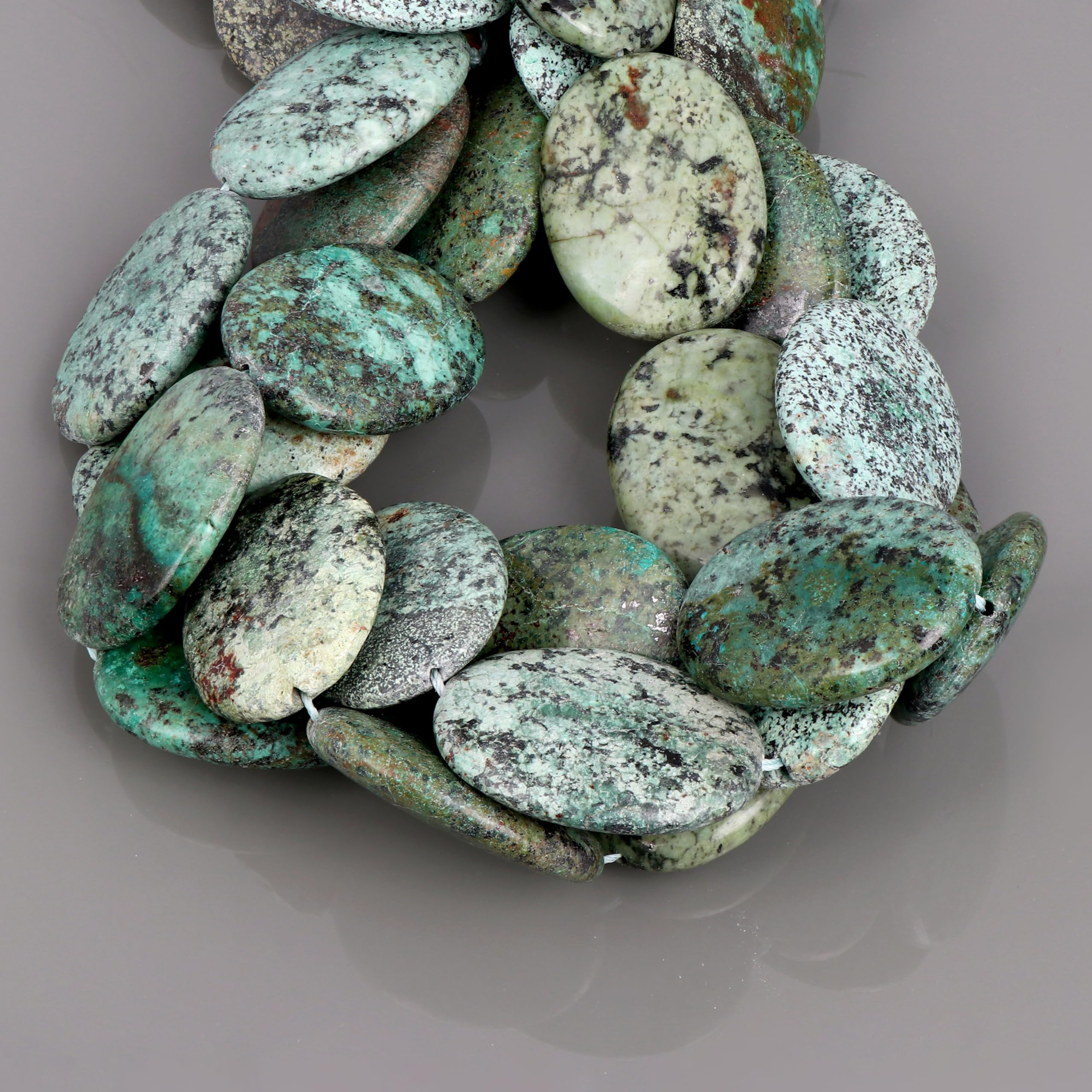 Naturalny turkus afrykańskie luźne koraliki (30 x 40 mm), owalne, gładkie, do samodzielnego wykonania, 39 cm, 1 sznurek do naszyjnika, bransoletka, kolczyki