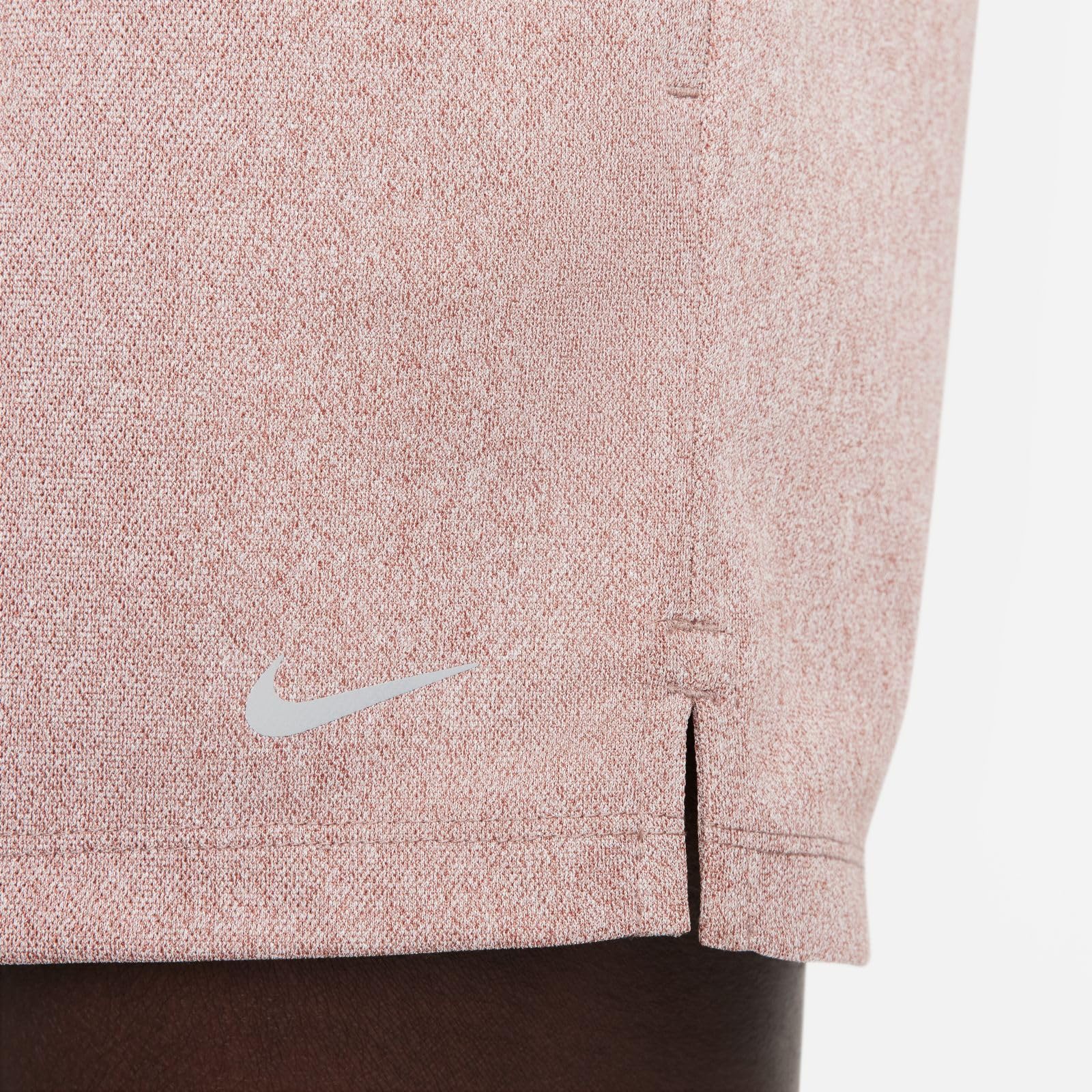 NIKE W Nk Attack Df Mr 5in Short - Szorty średniej długości Women's