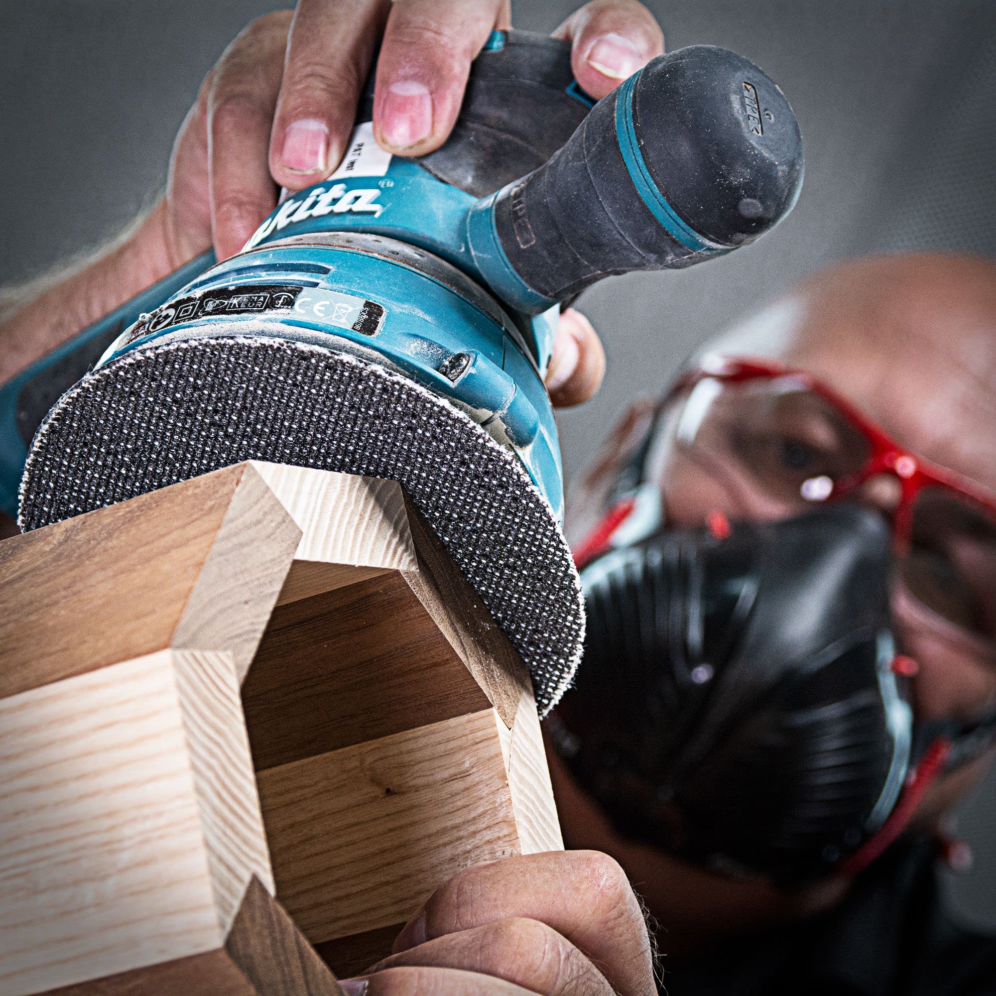 Disques Abrasifs Grain 240 125 Mm Auto-agrippant 8 Trous (bois/métal