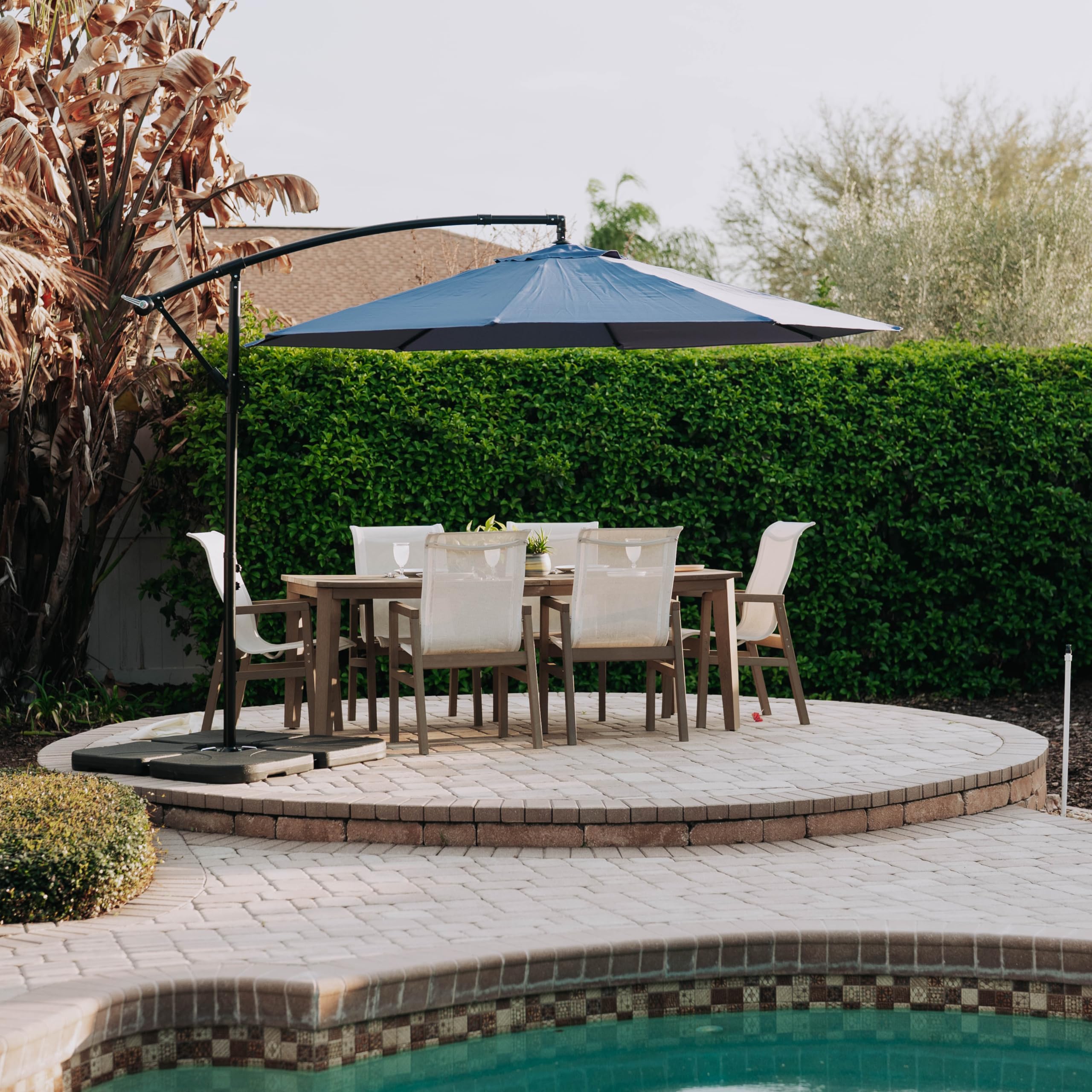 Backyard Expressions 4-Piece Offset Umbrella Base Weight Set – Fill with Water or Sand for Up to 170 lbs – Heavy-Duty Resin Plates with Carry Handles, Fits Most Cantilever Umbrellas