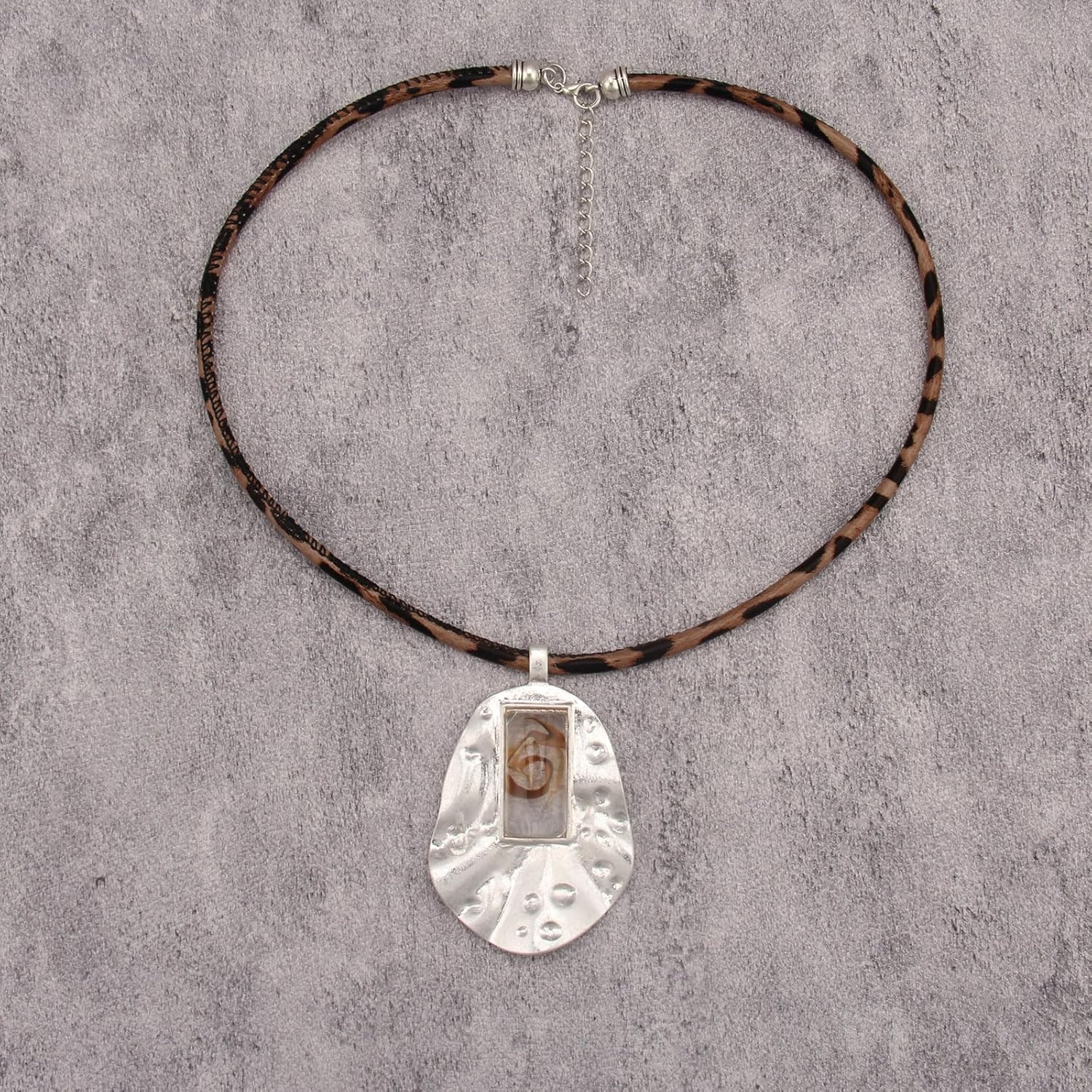 Leather Necklace for Women Vintage Boho Necklaces Black Cord Choker With Pendant Casual Chunky Leather Necklace Trendy - Image 8