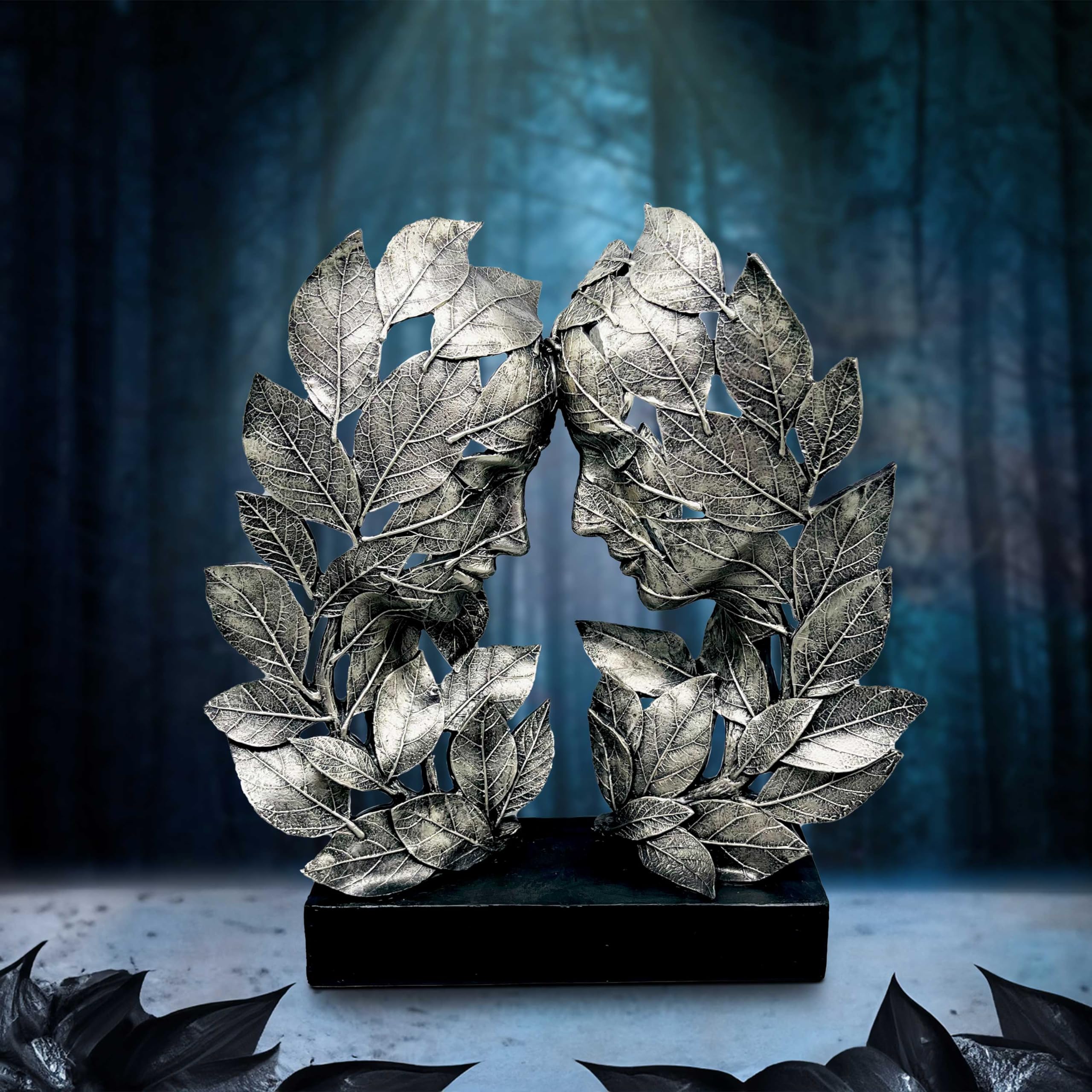 Nemesis Now Natural Emotion – Amor 31 cm, Resina, Plata, Cabezas Tocando Hojas, Escultura, Boda o día de San Valentín, Ideal para los Amantes de la Naturaleza y el Arte, Fundido en la Mejor Resina, | Resina, escultura de hojas tocando cabezas, regalo de b