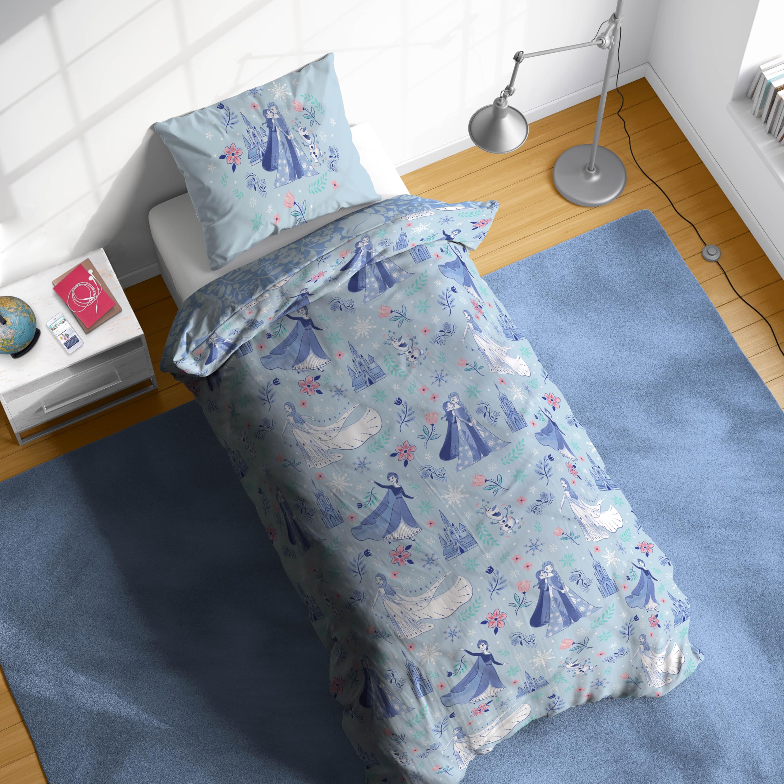 Jay Franco Kids Disney Frozen Set copripiumino - Biancheria da letto super morbida con federa, SOLO COPERTA, piumone non incluso, blu, 2 pezzi singolo