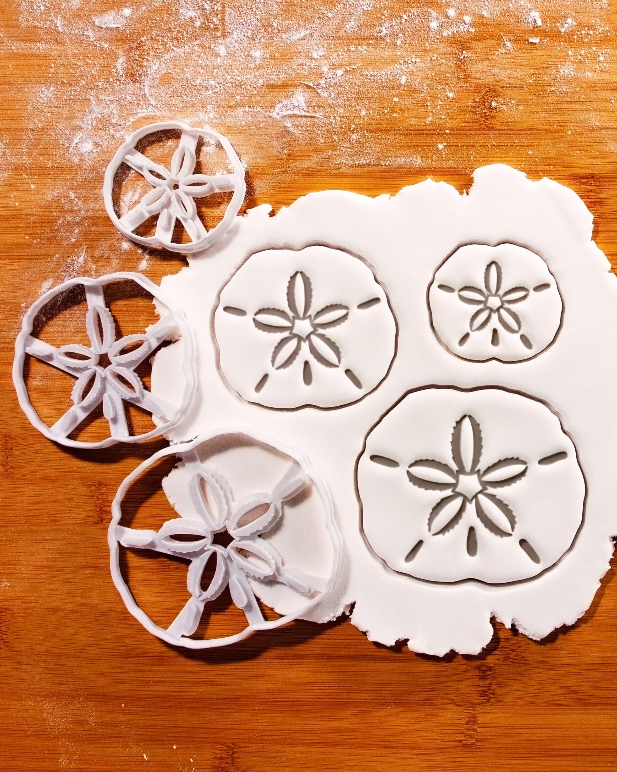 BAKERLOGY Set di 3 formine per biscotti a forma di dollaro di sabbia (dimensioni: normali, grandi, grandi e grandi) – per biscotti a tema estivi, costieri o spiaggia, ideali per fondente, impasto