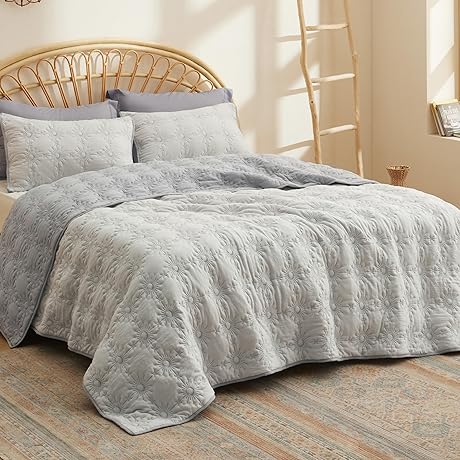Lightweight and Reversible BedSure Quilt Set for All Seasons Comfort