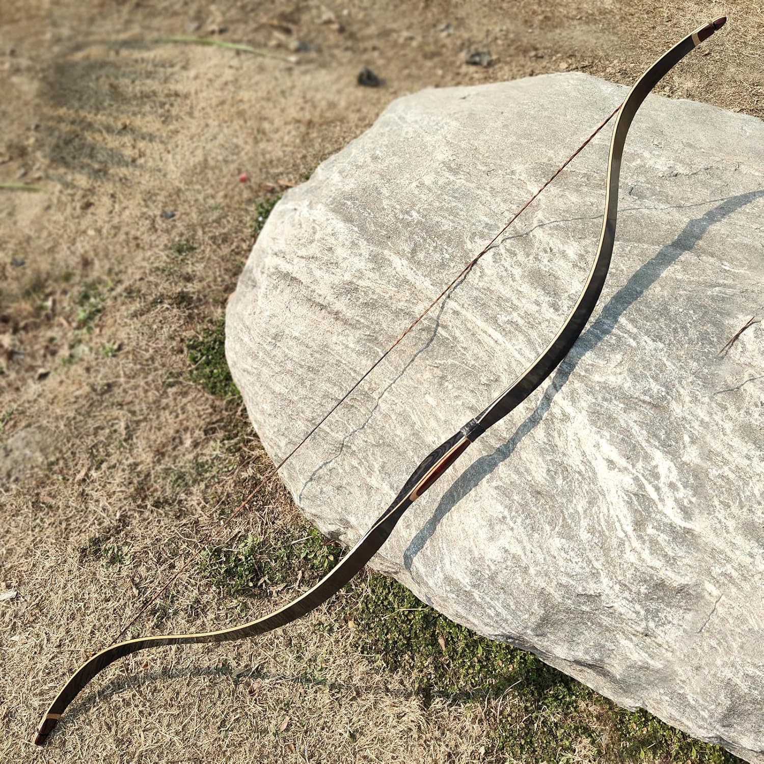 55 Inch One Piece Recurve Bow 20-50 Lbs Traditional Archery Bows Left Right Hand Horse Bow for Adults Beginners Hunting Shooting Target Practice