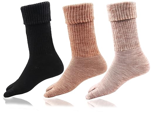 RC. ROYAL CLASS Womens Calf Length Towel Thick Woolen Thumb Socks(Pack of 3 Pairs)