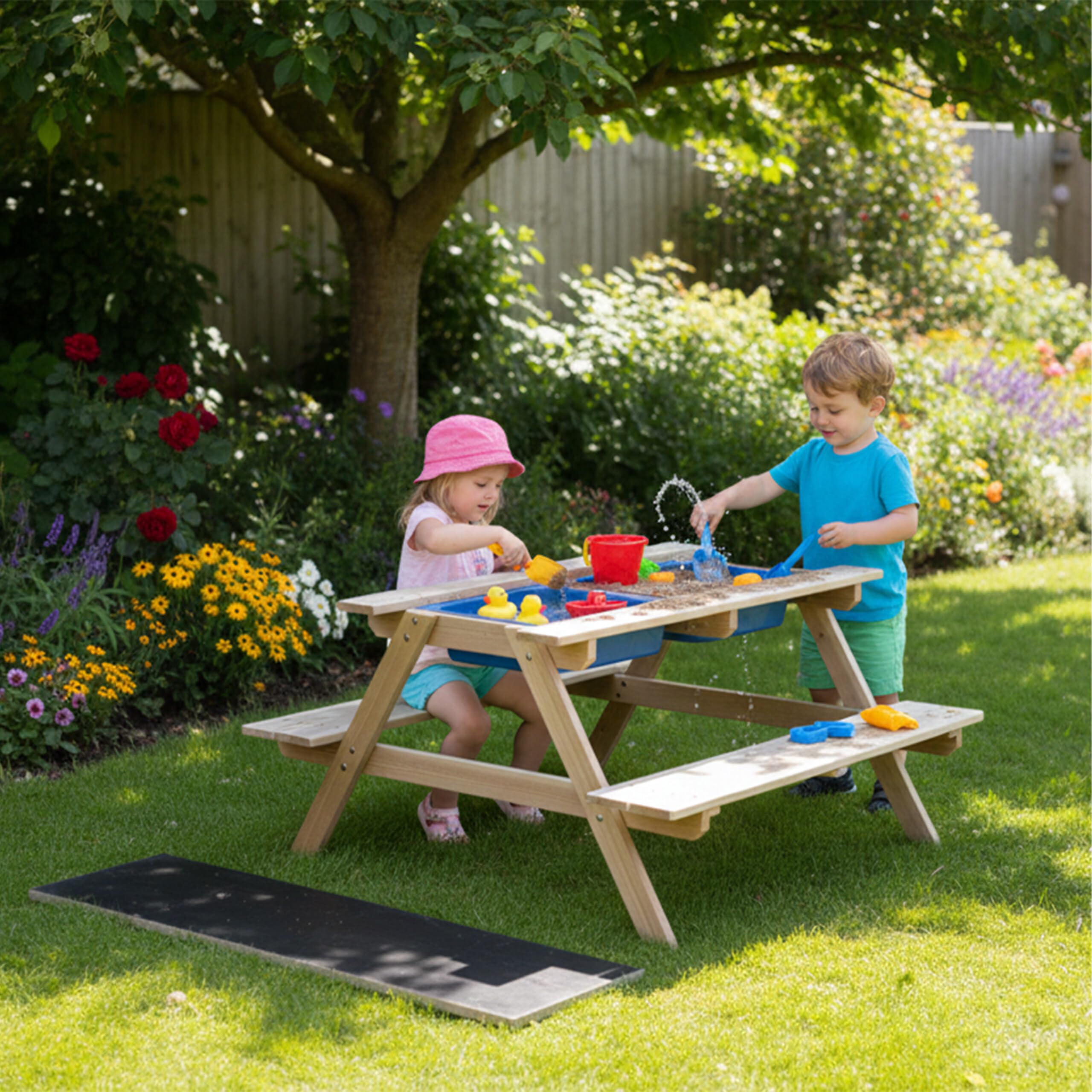 Relaxdays Table-bancs Enfants Bois 3-en-1, Table de Jeu Cuisine Pique-Nique Ardoise, 48,5x89x85 cm, Naturel