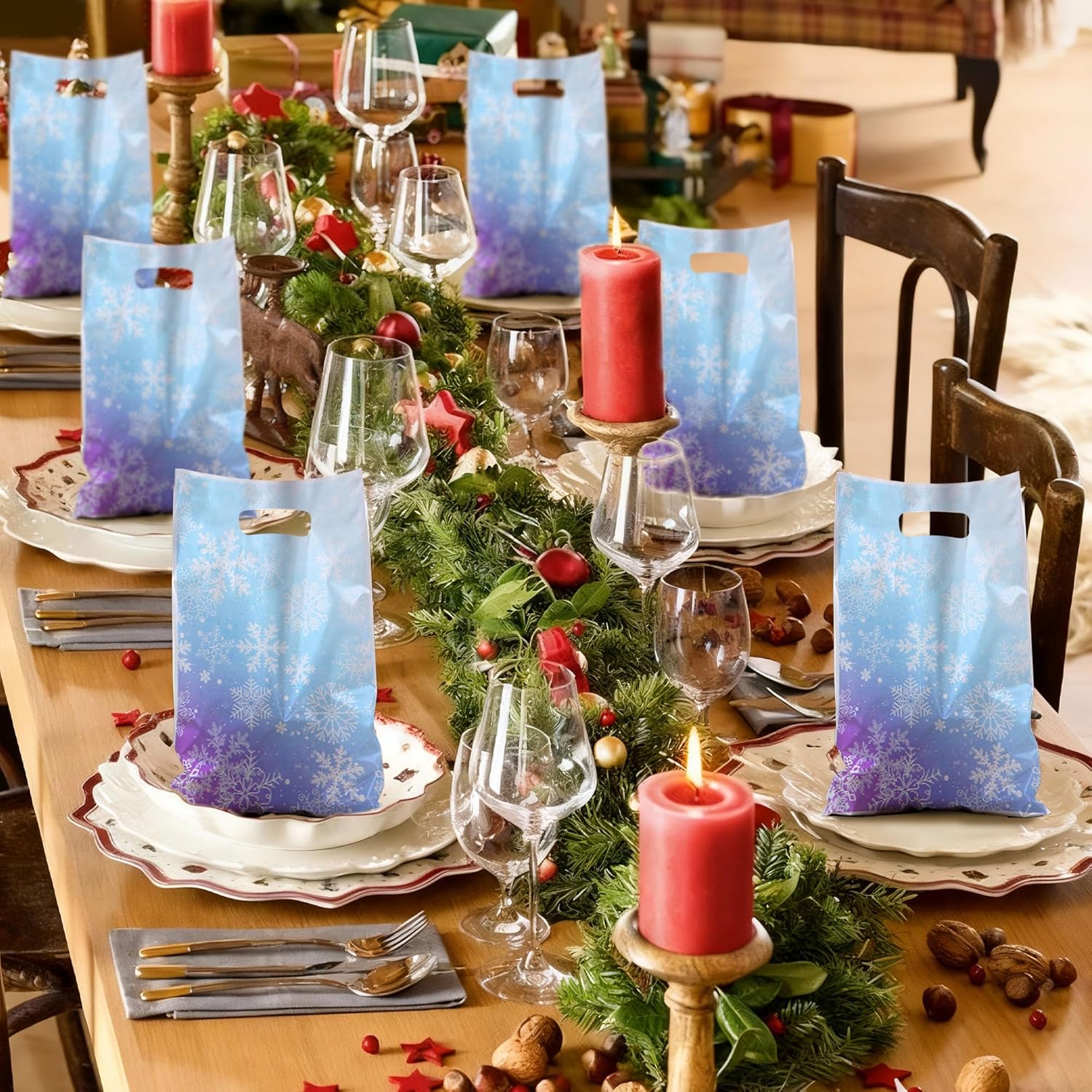 50Pcs Winter Snowflake Party Favor Bags, Blue and Purple Snowflake Gift Bags with Handles, Plastic Holiday Goodie Candy Treat Bags for Birthday Christmas Frozen Winter Wonderland Party Supplies - Image 7