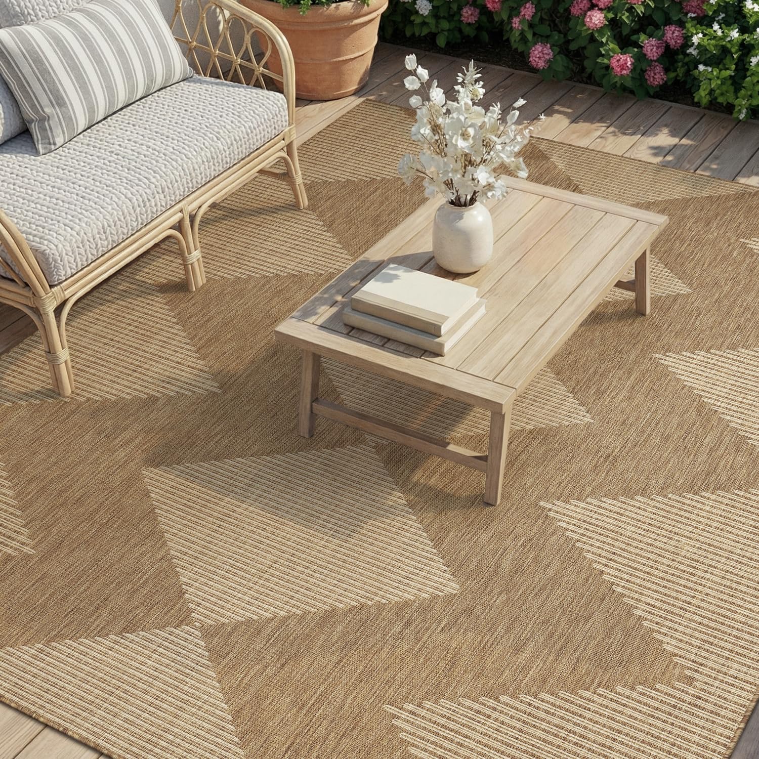 MontVoo Wilton Woven Outdoor Rug