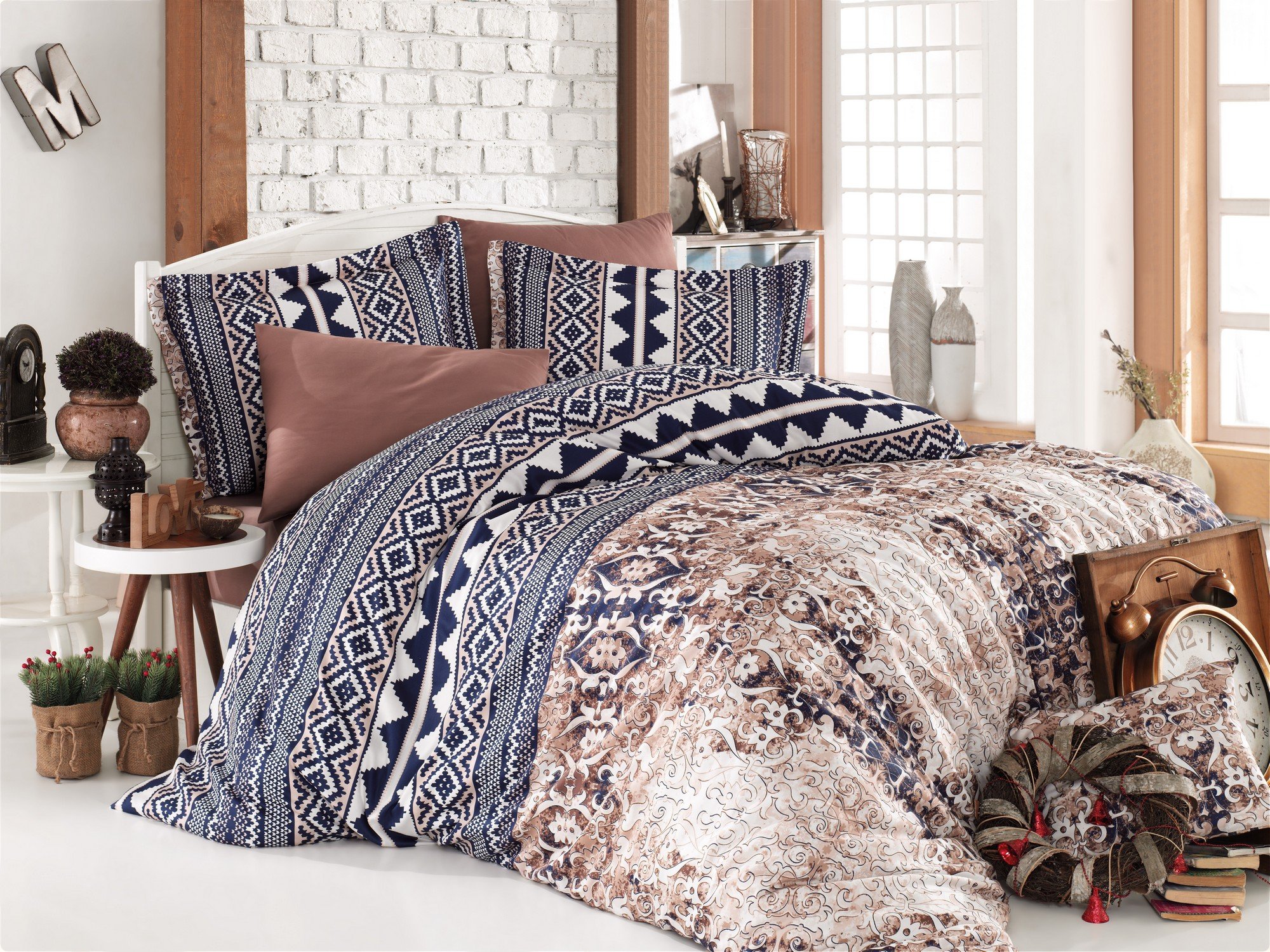 Nazenin HomeDuvet Cover Set, Multi-Colour, 240 x 220 cm, 3 Pieces