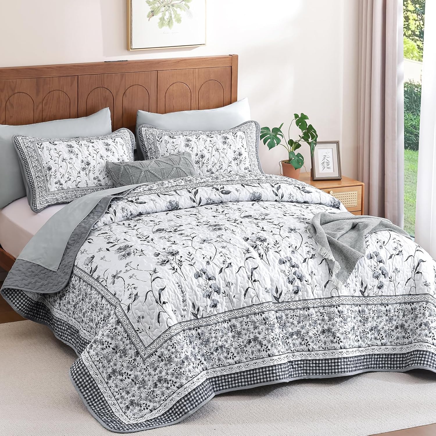 WONGS BEDDING Floral Quilt Set King Size,Grey Bedspread Set with 2 Pillowcases, Microfiber Lightweight Flowers Botanical Coverlet Sets Farmhouse Bed Cover Bedding Sets for All Seasons (104"x90")