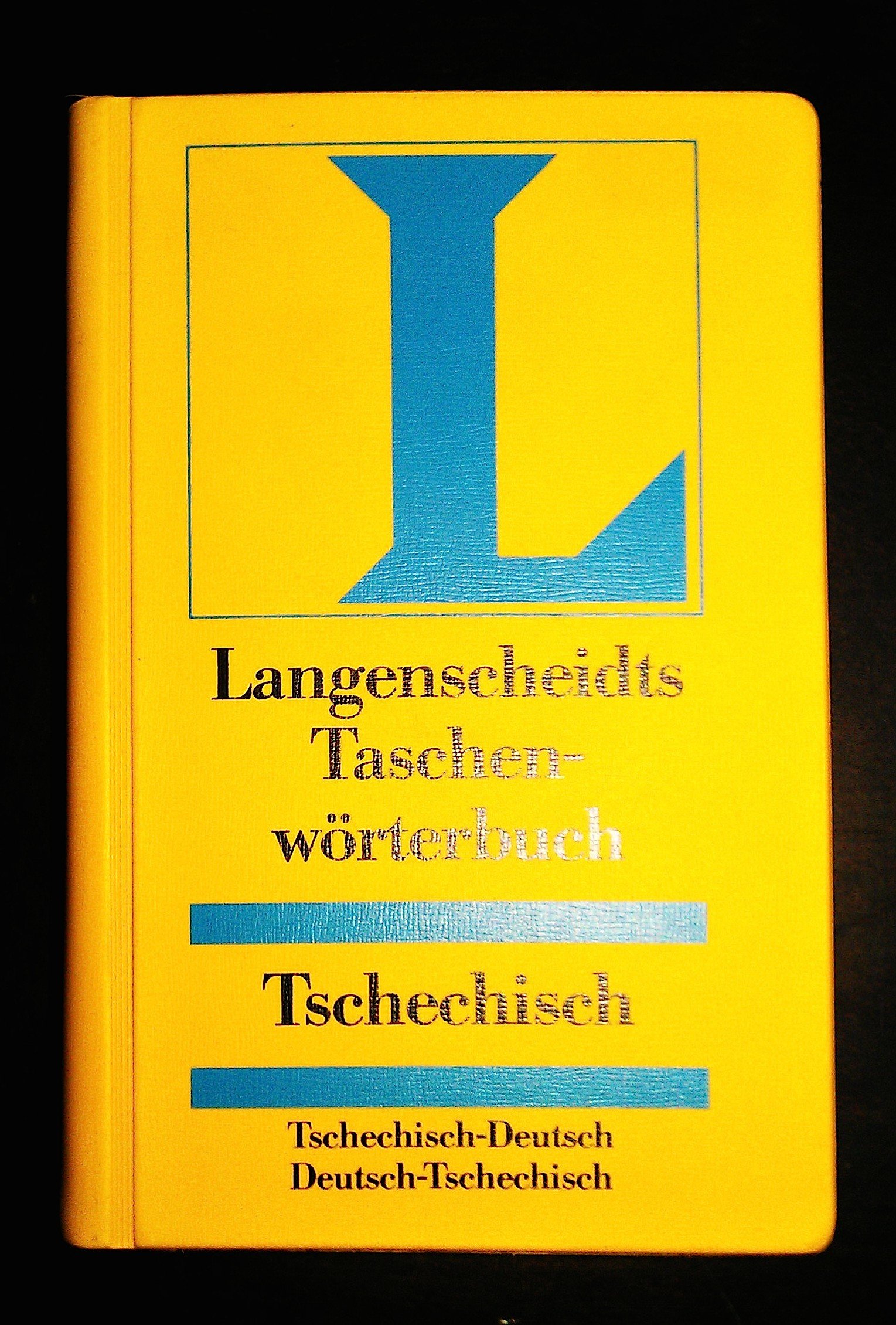 Tschechisch - Deutsch / Deutsch - Tschechisch. Taschenwörterbuch. Langenscheidt. Rund 75 000 Stichwörter und Wendungen