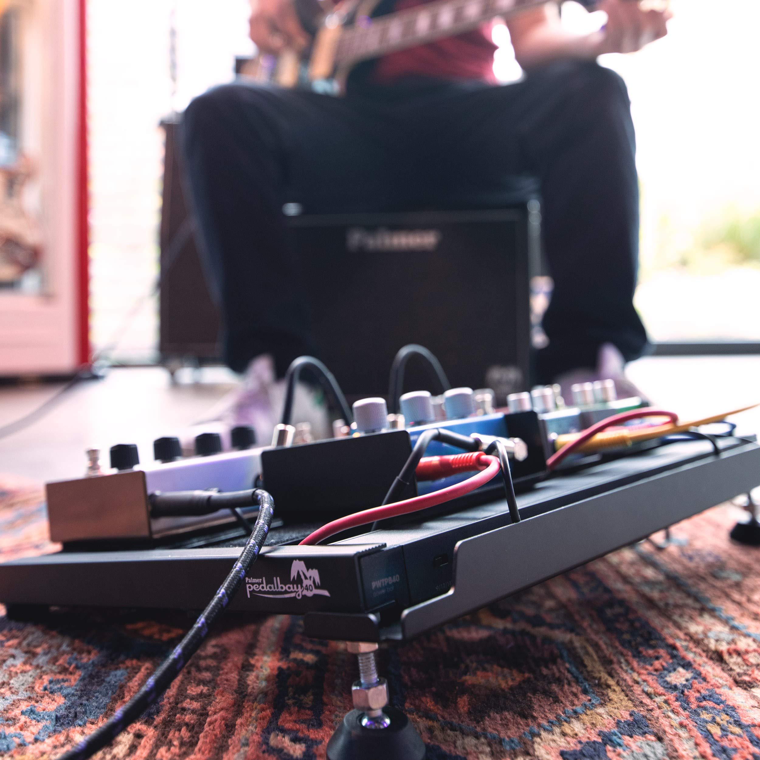 Palmer Pedalbay 40 PB Set - Pedalboard 40 cm incl. fuente de alimentación Palmer WT PB 40 con 8 salidas