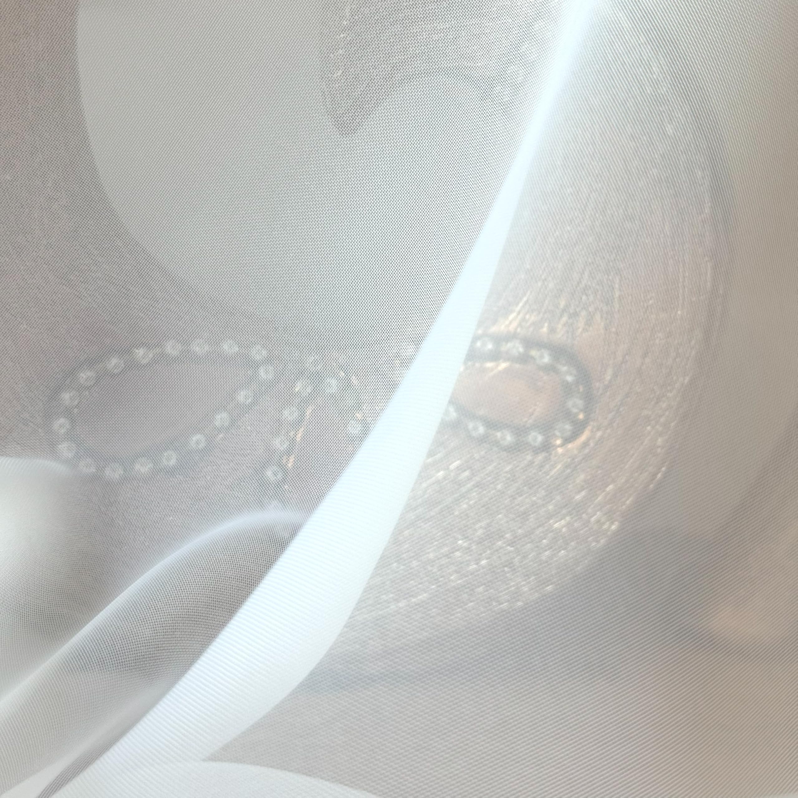 BN Scheibengardine Voile in Weiß – Uni Voile French - halbtransparente Küchengardine, einfarbig mit Köpfchen für Stangendurchzug – Oeko-TEX 100 (H/B: 90/150 cm)
