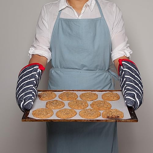Miniatura 2 de Now Designs Manoplas básicas para horno, diseño de rayas de carnicero - 6.5 x 13 pulgadas  Juego de 2