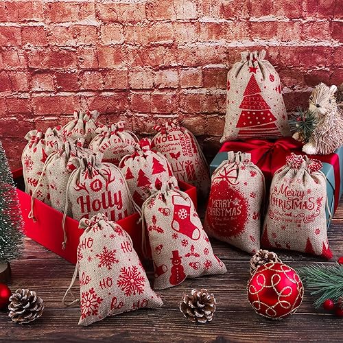 Miniatura 6 de MIMIND Paquete de 24 bolsas de arpillera de yute de Navidad de 7 x 5 pulgadas, bolsas de lino de Navidad con cordón de ajuste, bolsas de regalo de