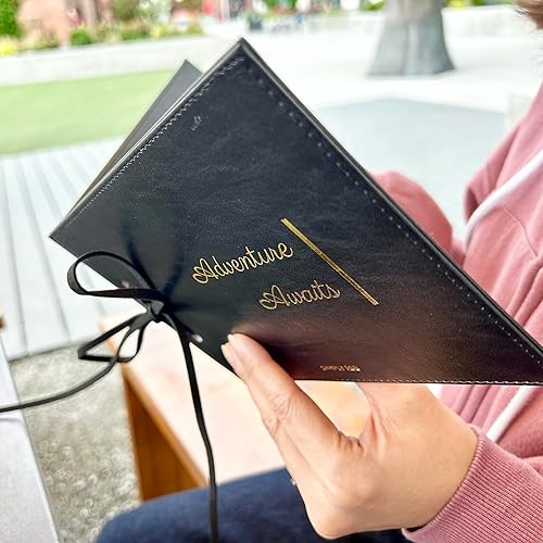 Miniatura 5 de SIMPLY RSB Álbum de postales de cuero vegano, transforma postales en libro de postales, marco de postales y organizador de postales (La aventura