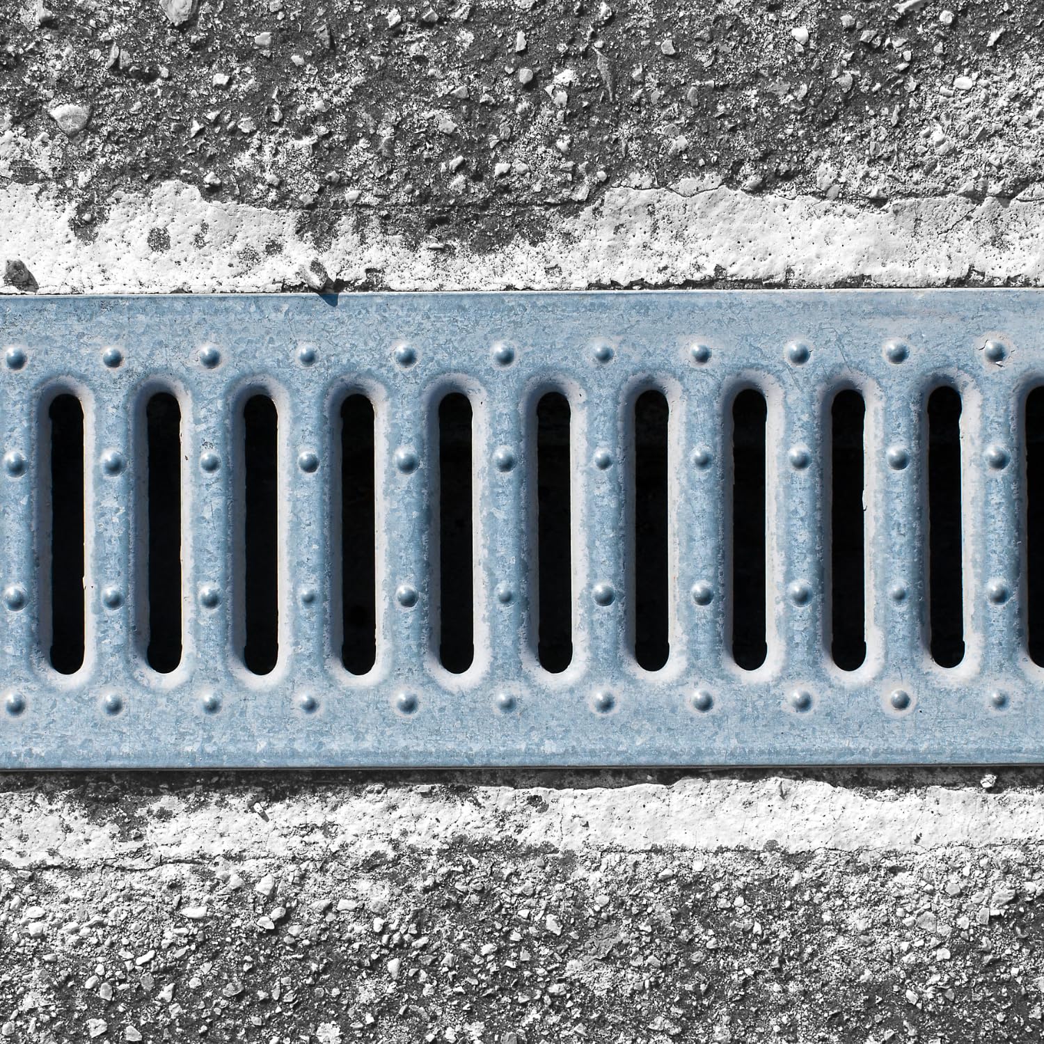 Griglia Zincata per Canaletta A15 Calpestabile 100 x 10,2 x 1,3 cm Scolo Drenaggio Acque Pedonabile Uso Domestico Professionale