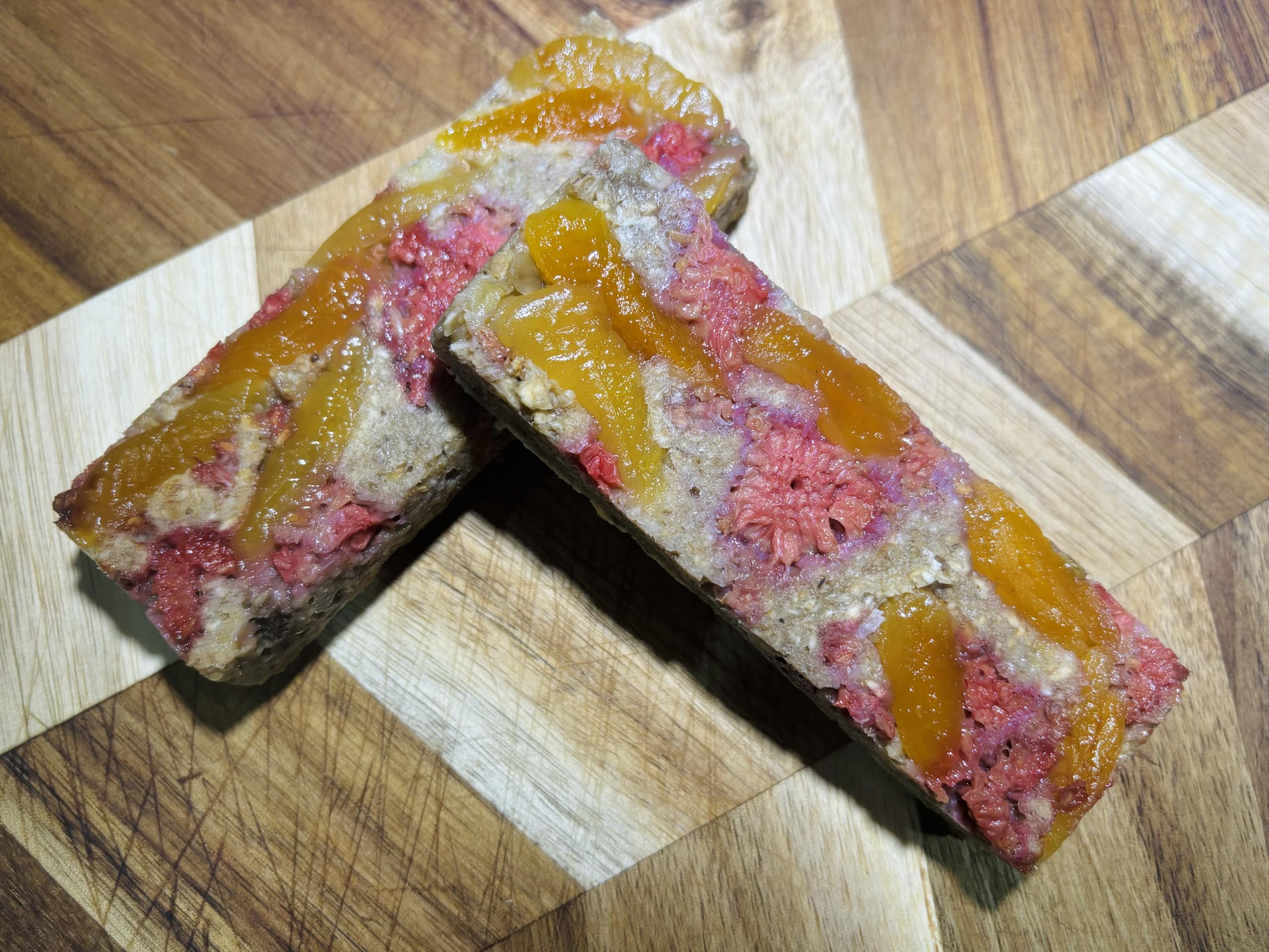 Apricot & Raspberry Snuffle Snack Bars Dog Treats 300g Healthy Natural Vegan Dog Food
