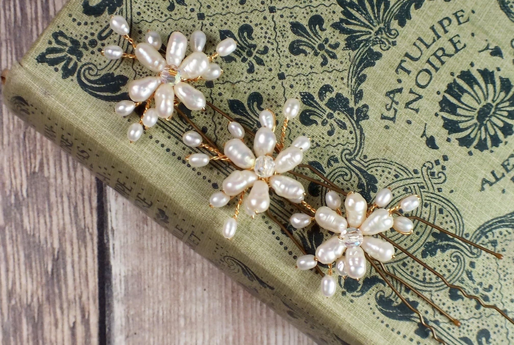 gold hair pin, small pearl hair ornament for bride or bridesmaid,pearl hair pin