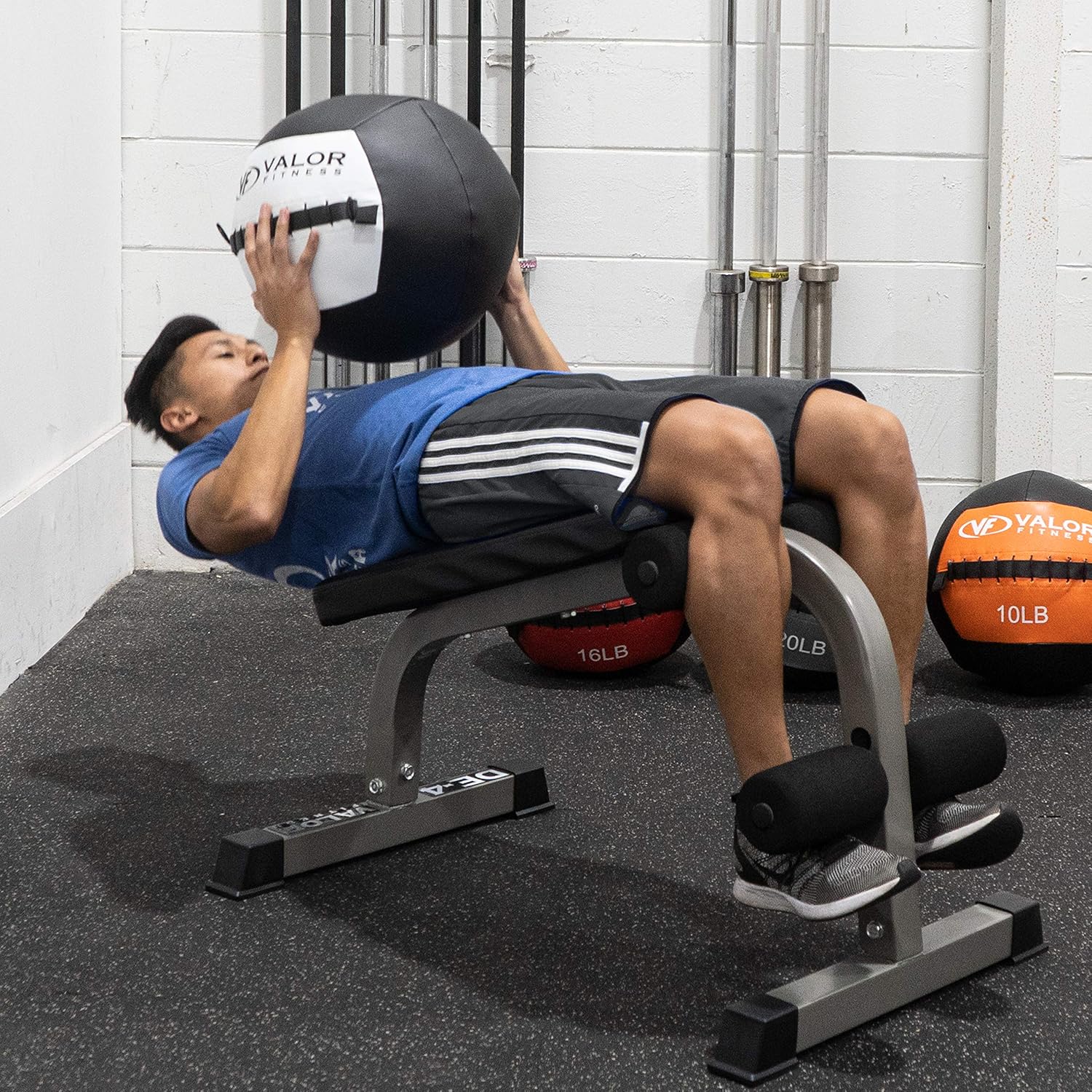 Valor Fitness WB-16 Wall Ball, 16 Lb : Sports & Outdoors