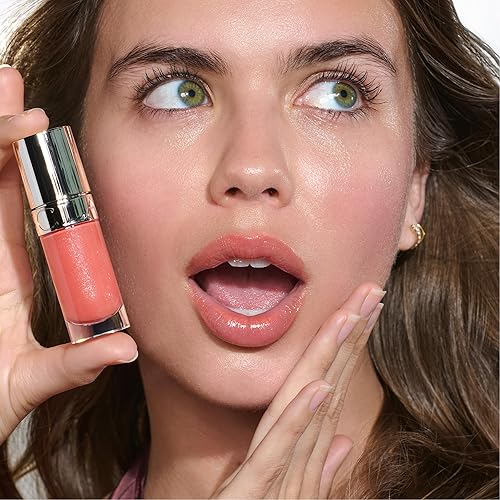 Vista 33 de Clarins Lip Comfort Oil Aceite de labios hidratante, nutritivo e hidratante Acabado transparente y de alto brillo Calma, reconforta y protege